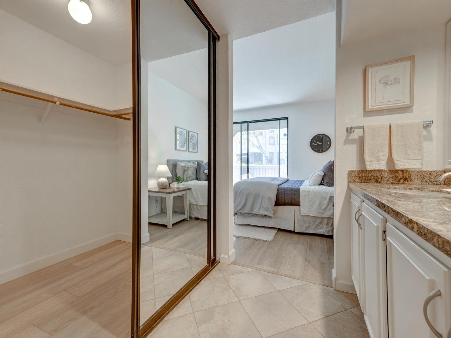Detail Gallery Image 52 of 69 For 59 Cove Ln, Redwood City,  CA 94065 - 2 Beds | 2 Baths