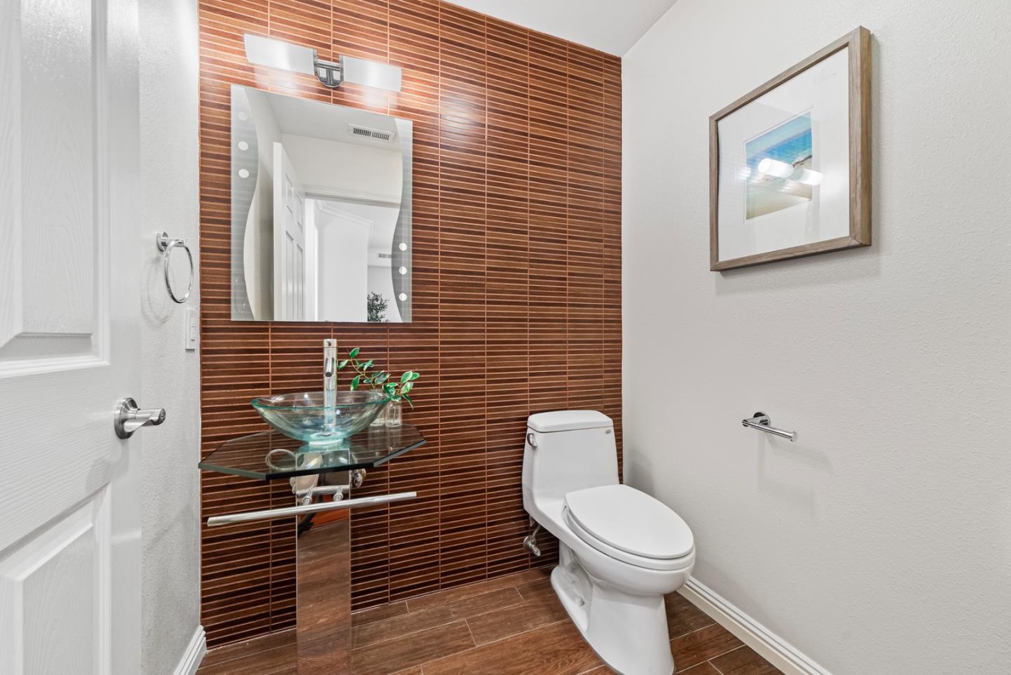 Detail Gallery Image 13 of 50 For 434 Camille Cir #16,  San Jose,  CA 95134 - 3 Beds | 2/1 Baths
