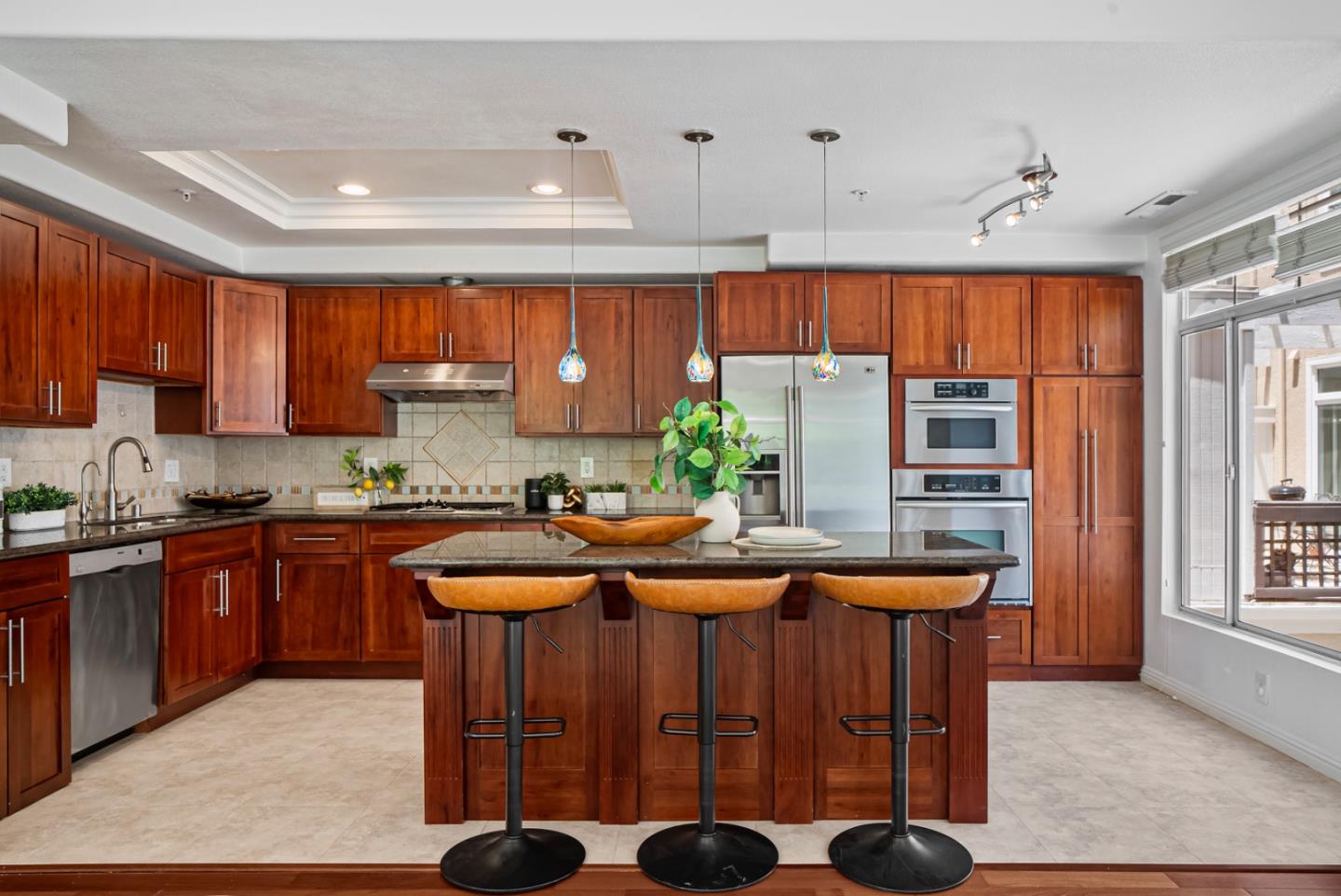 Detail Gallery Image 15 of 50 For 434 Camille Cir #16,  San Jose,  CA 95134 - 3 Beds | 2/1 Baths