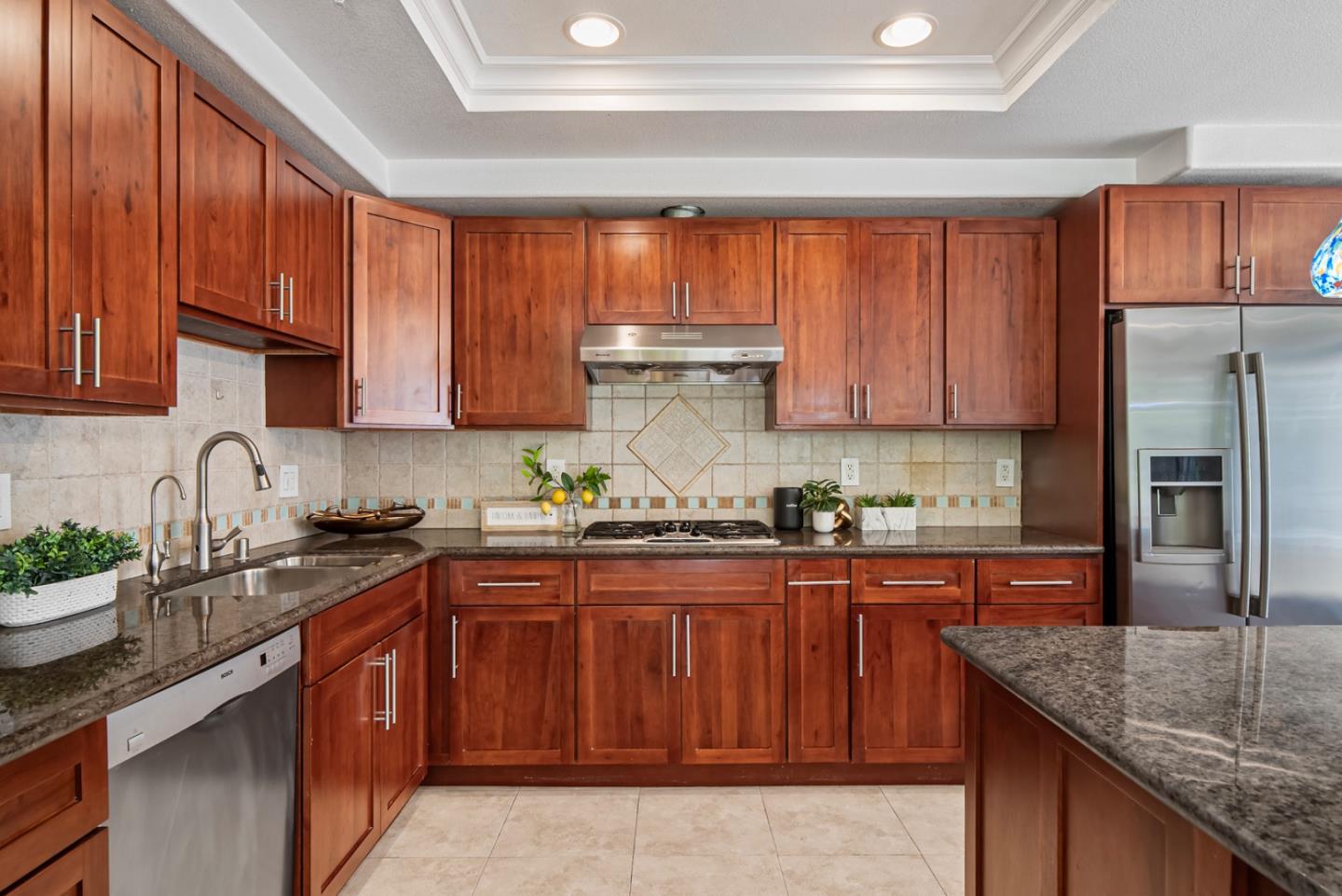 Detail Gallery Image 16 of 50 For 434 Camille Cir #16,  San Jose,  CA 95134 - 3 Beds | 2/1 Baths