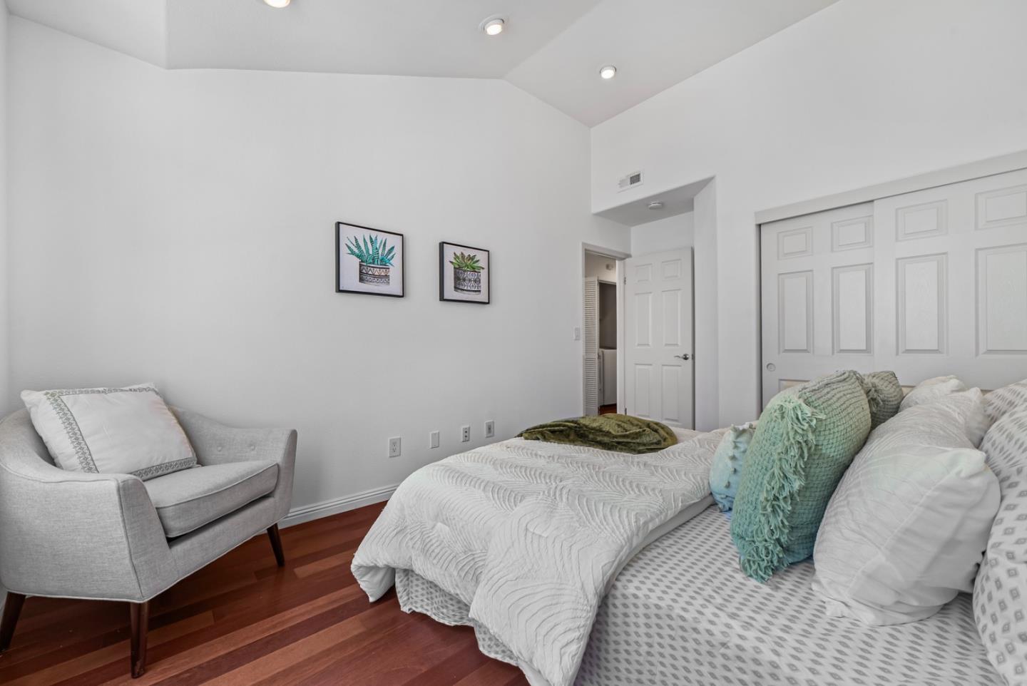 Detail Gallery Image 31 of 50 For 434 Camille Cir #16,  San Jose,  CA 95134 - 3 Beds | 2/1 Baths