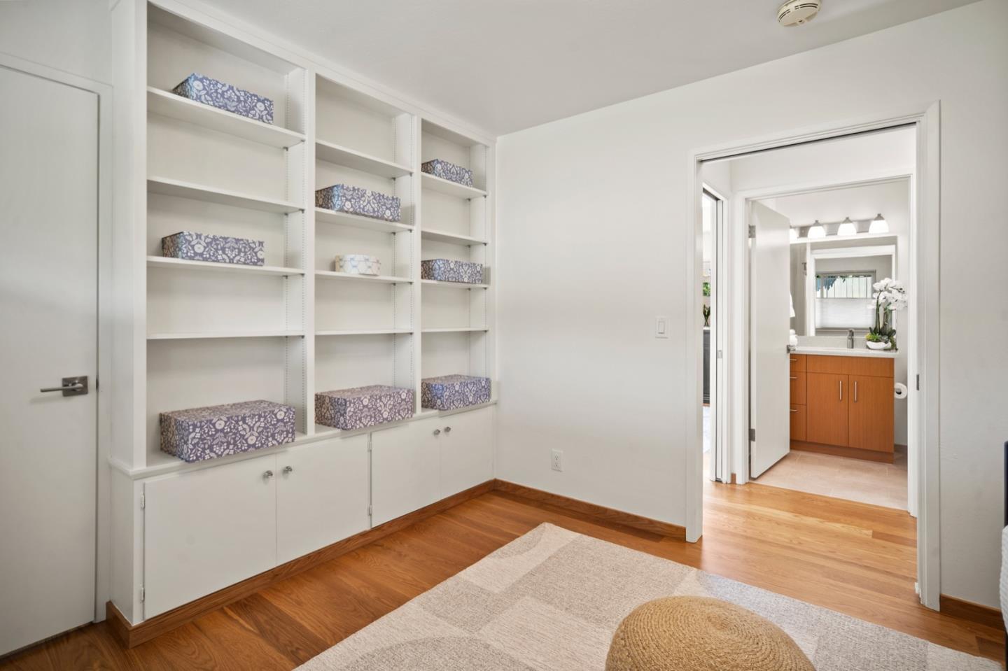 Detail Gallery Image 10 of 28 For 114 Hacienda Carmel, Carmel Valley,  CA 93923 - 2 Beds | 2 Baths