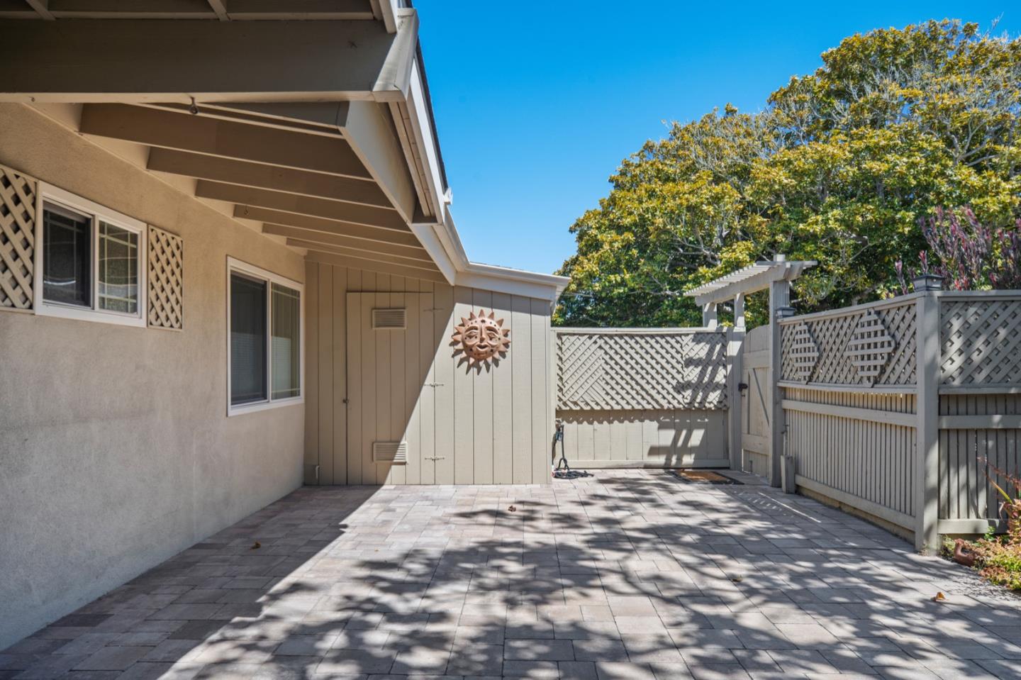 Detail Gallery Image 20 of 28 For 114 Hacienda Carmel, Carmel Valley,  CA 93923 - 2 Beds | 2 Baths