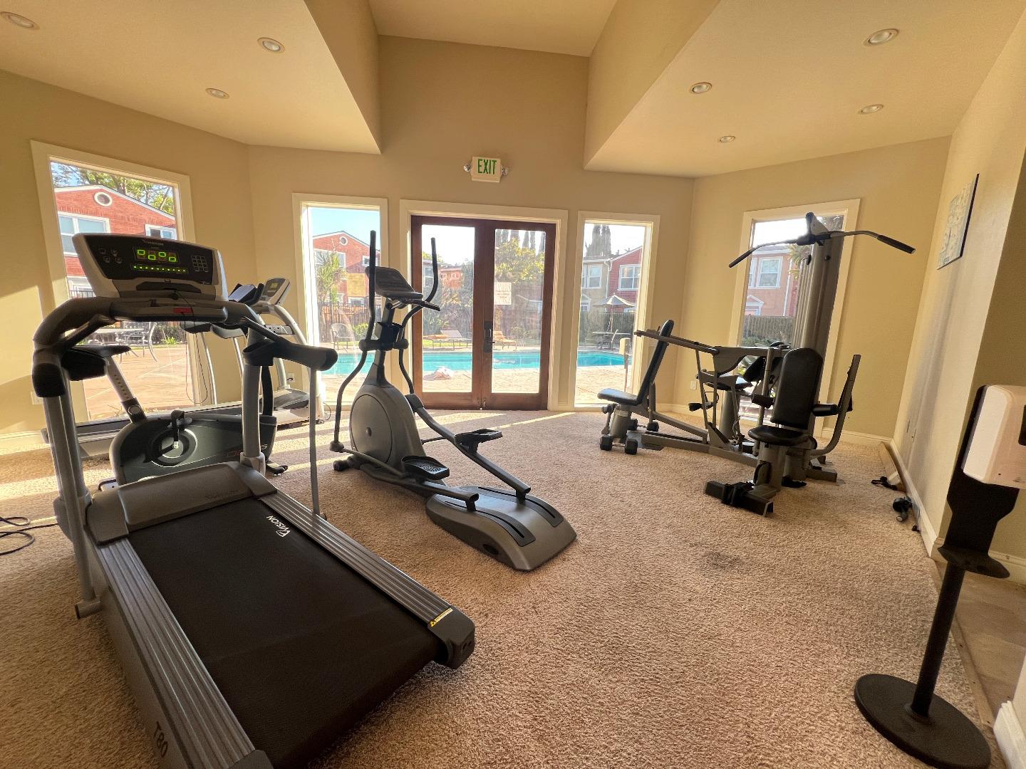 Detail Gallery Image 16 of 18 For 865 Carlisle Way #130,  Sunnyvale,  CA 94087 - 2 Beds | 2/1 Baths