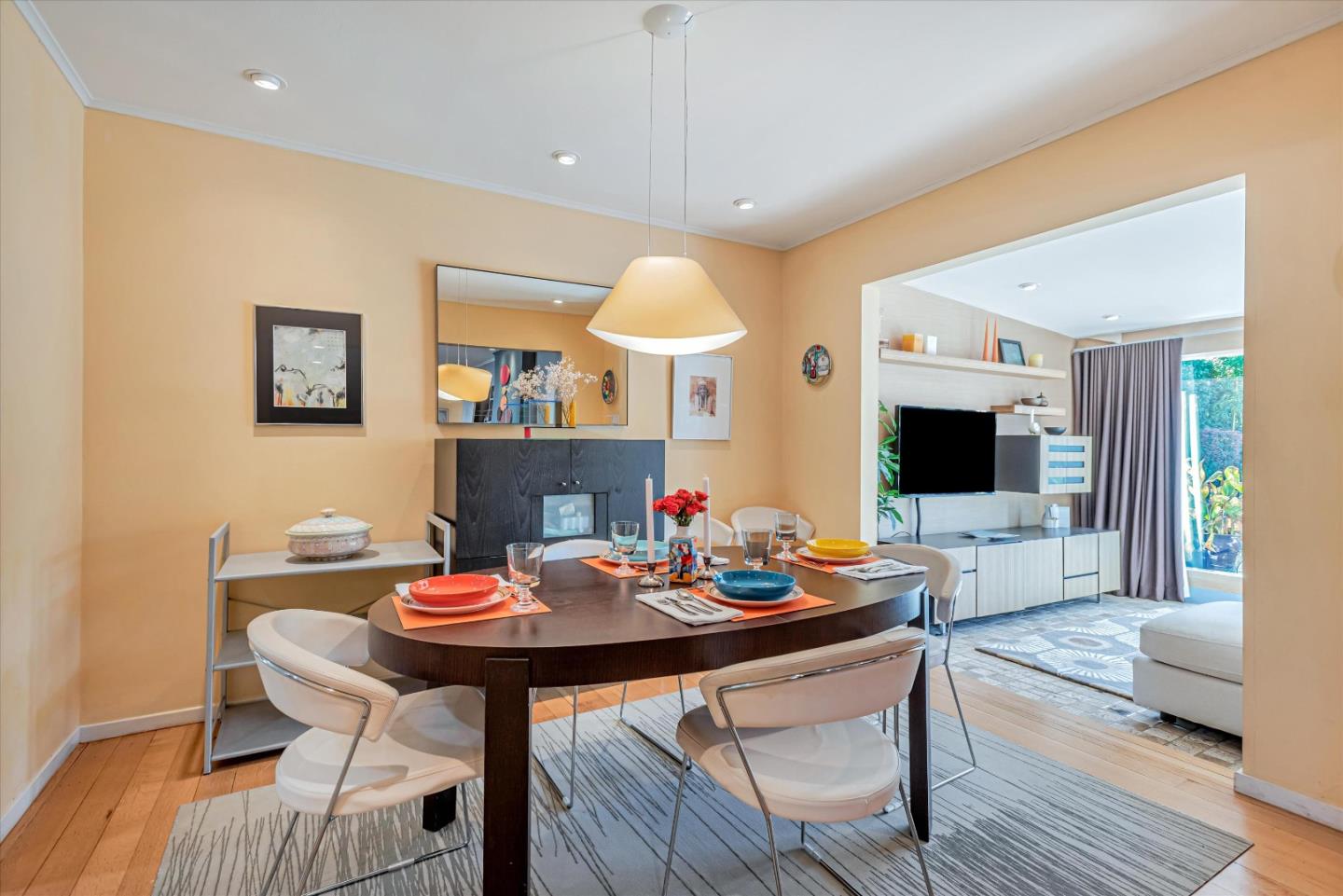 Detail Gallery Image 10 of 24 For Address Not Disclosed, San Carlos,  CA 94070 - 3 Beds | 2 Baths