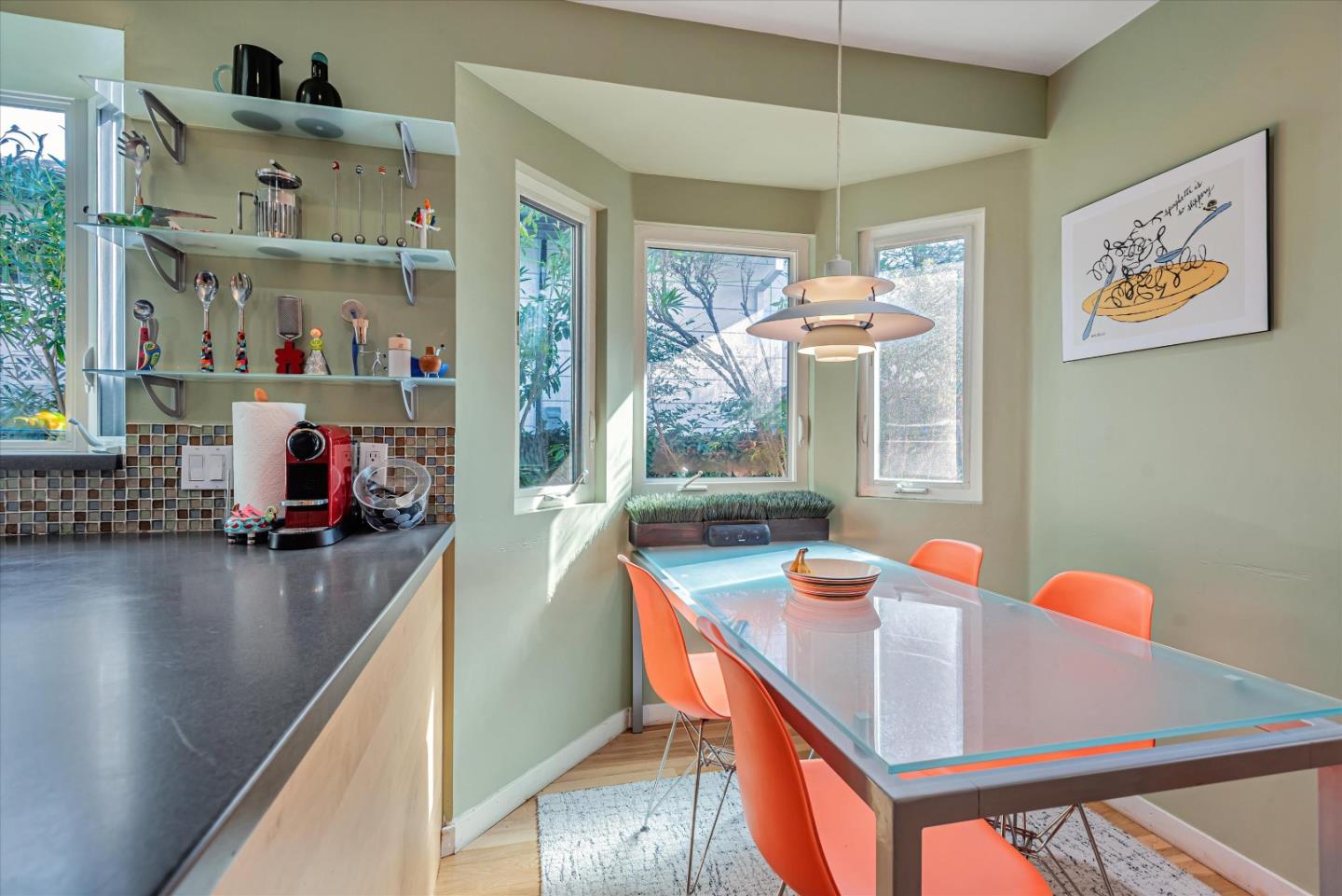 Detail Gallery Image 13 of 24 For Address Not Disclosed, San Carlos,  CA 94070 - 3 Beds | 2 Baths