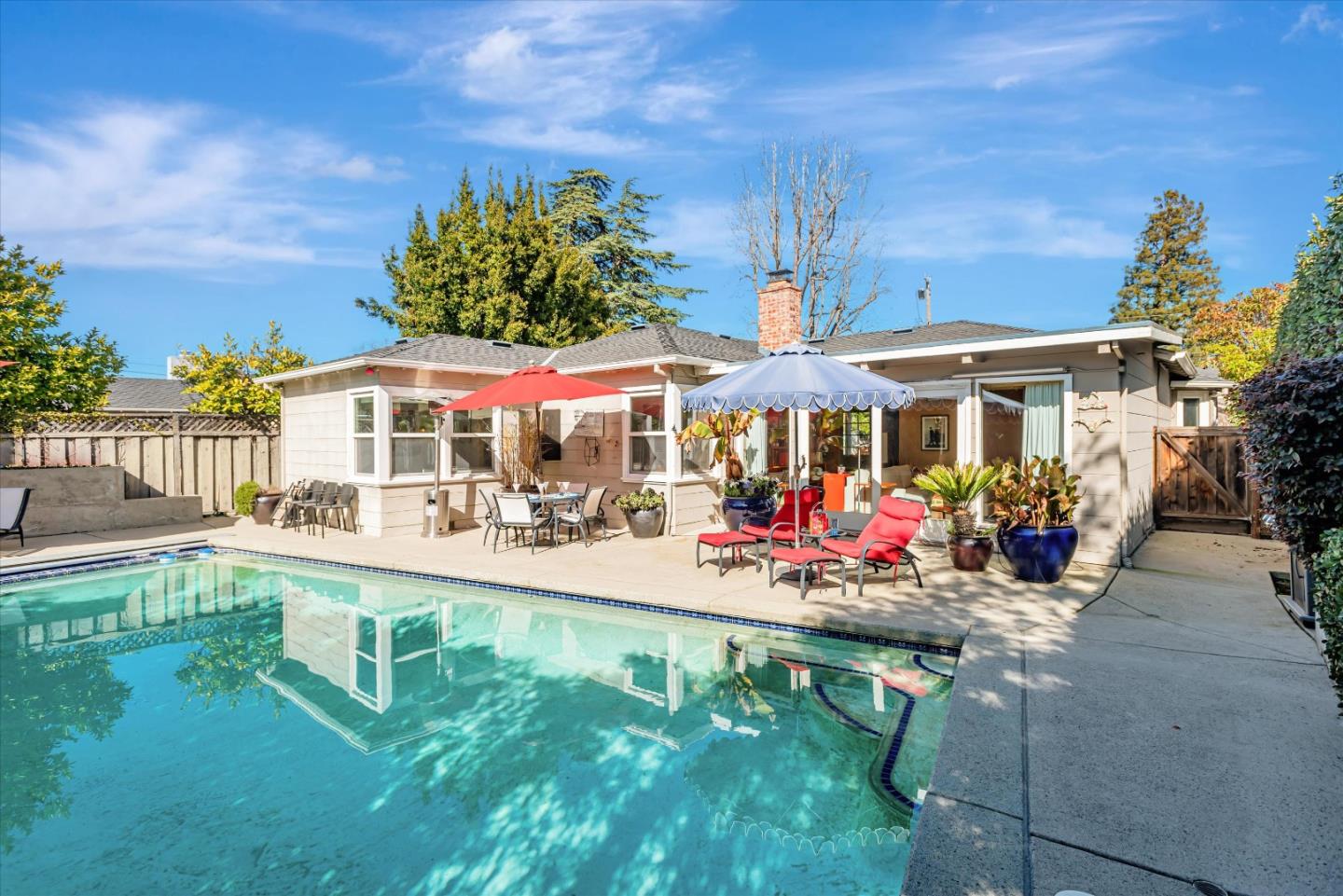 Detail Gallery Image 23 of 24 For Address Not Disclosed, San Carlos,  CA 94070 - 3 Beds | 2 Baths