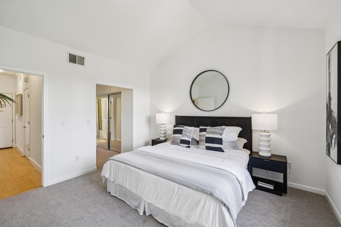 Detail Gallery Image 10 of 22 For 1982 W Bayshore Rd #137,  East Palo Alto,  CA 94303 - 2 Beds | 2 Baths