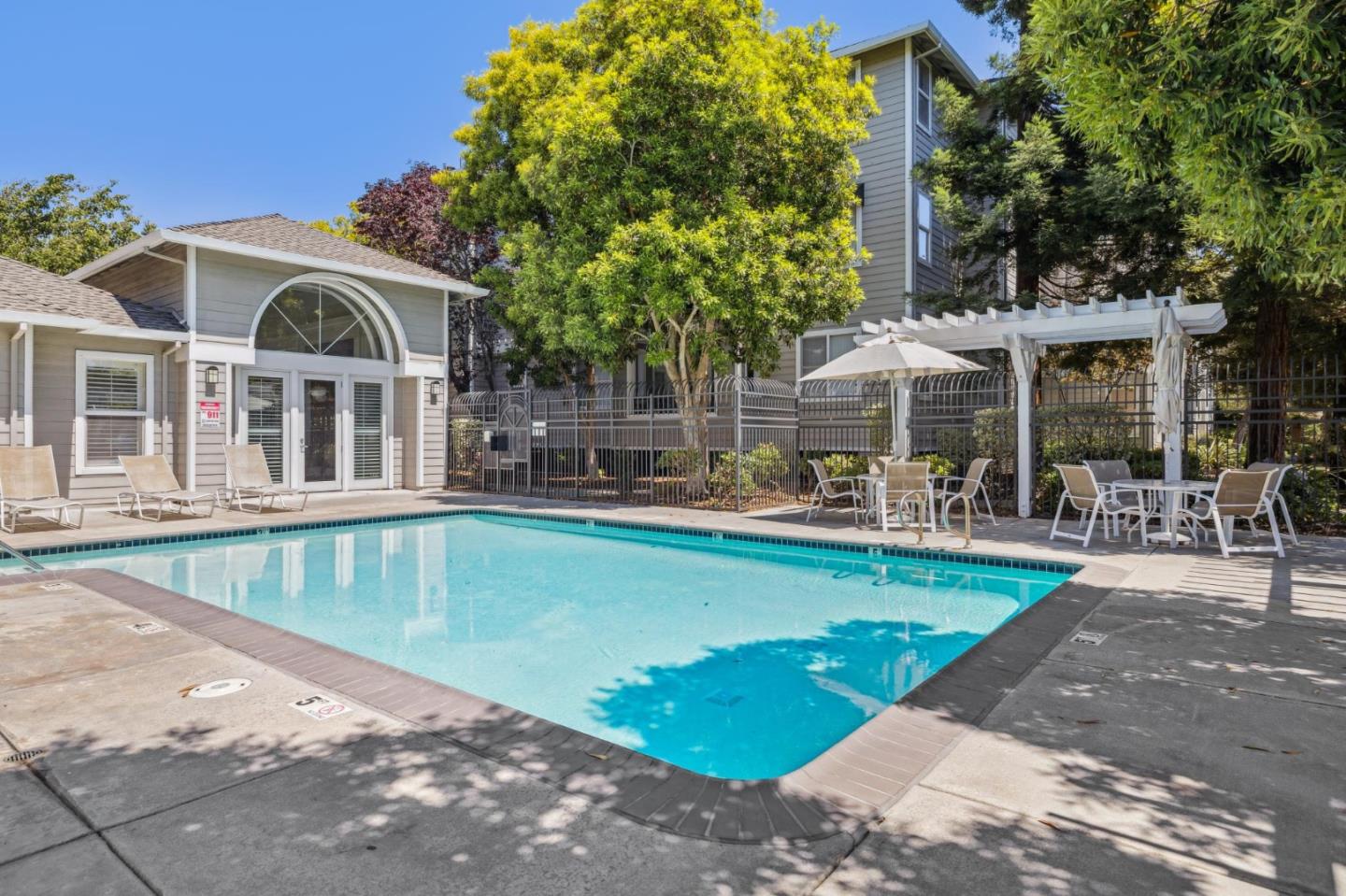 Detail Gallery Image 21 of 22 For 1982 W Bayshore Rd #137,  East Palo Alto,  CA 94303 - 2 Beds | 2 Baths