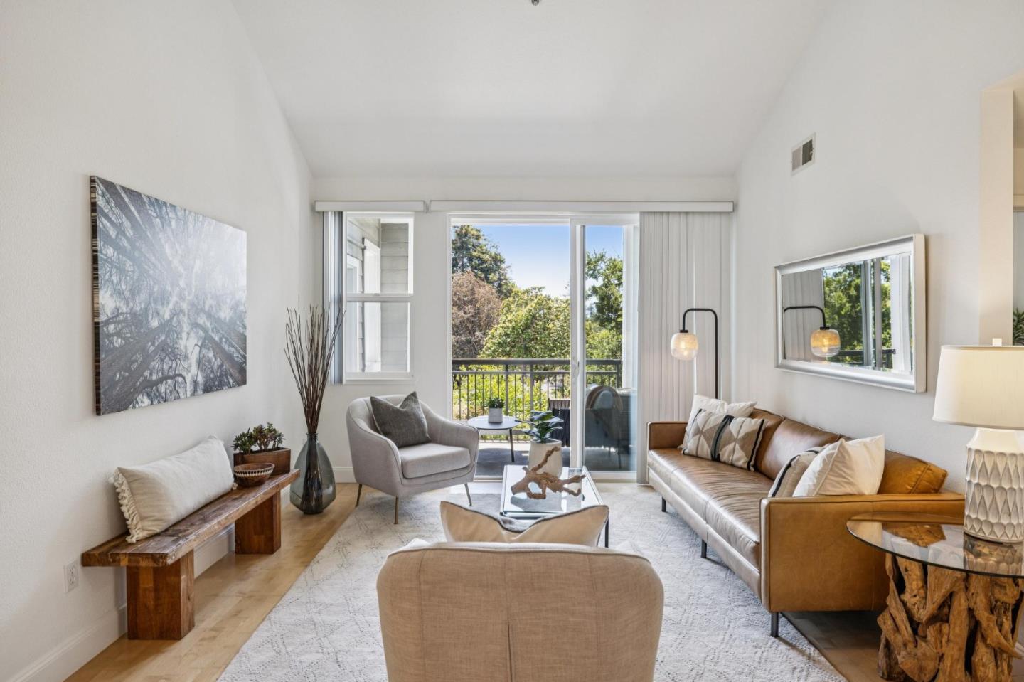 Detail Gallery Image 5 of 22 For 1982 W Bayshore Rd #137,  East Palo Alto,  CA 94303 - 2 Beds | 2 Baths