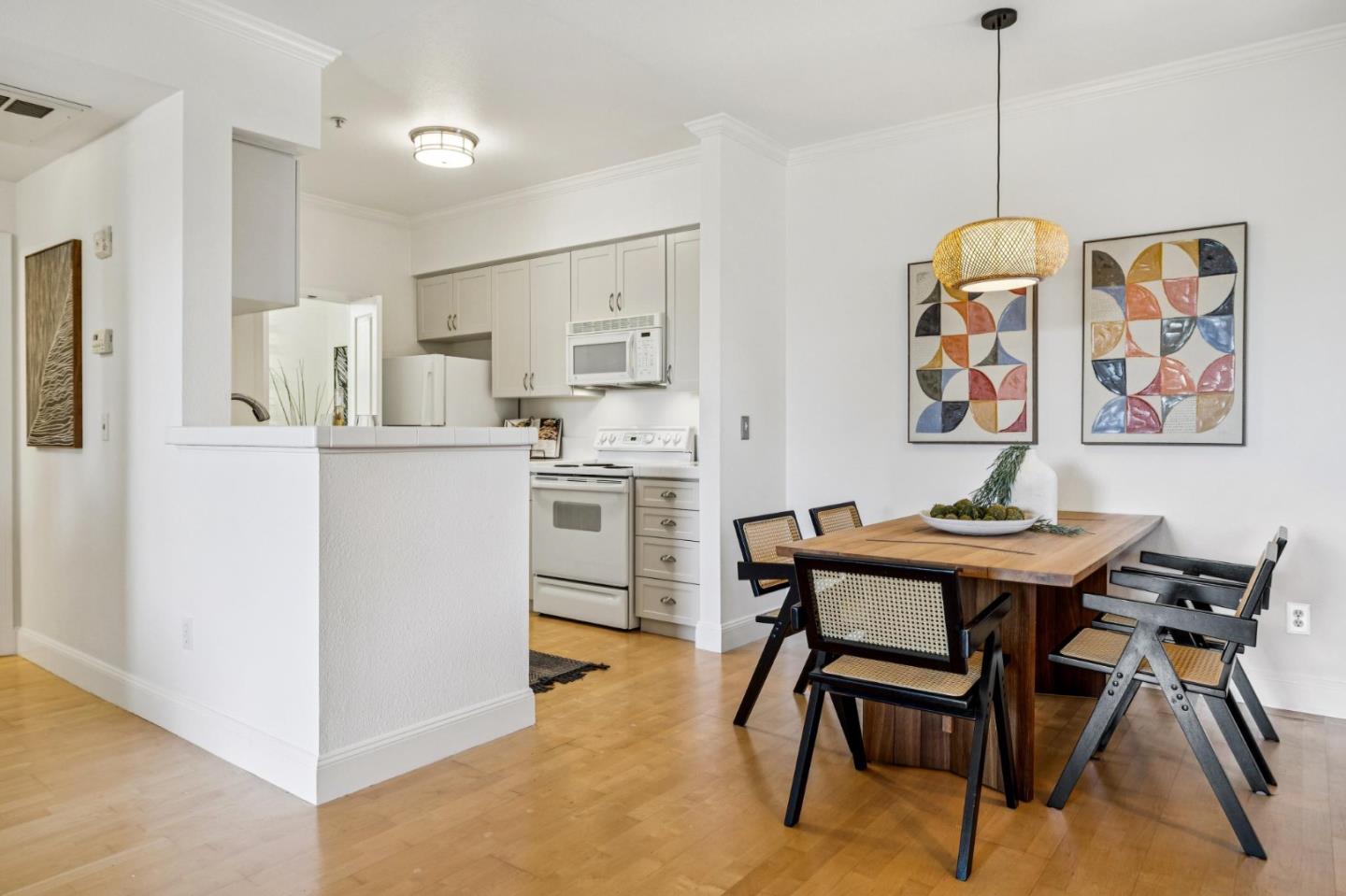 Detail Gallery Image 7 of 22 For 1982 W Bayshore Rd #137,  East Palo Alto,  CA 94303 - 2 Beds | 2 Baths
