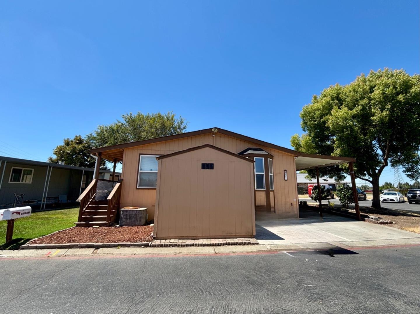 Detail Gallery Image 14 of 31 For 117 Fisk Ter #117,  Fremont,  CA 94538 - 4 Beds | 2 Baths