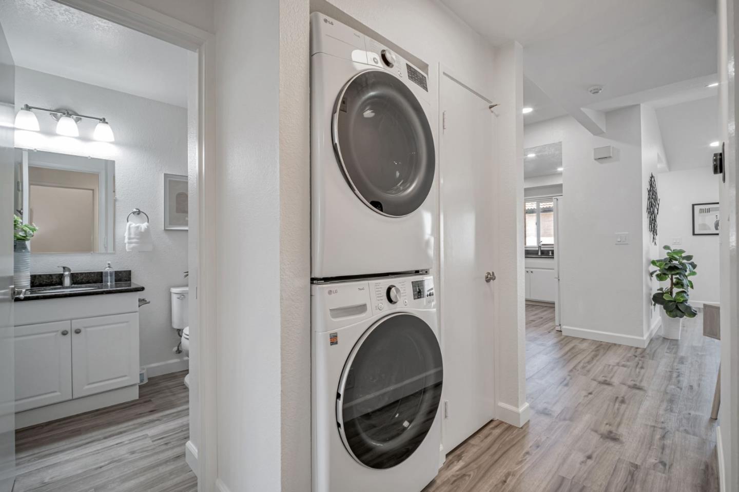 Detail Gallery Image 27 of 40 For 3011 Risdon Dr #8,  Union City,  CA 94587 - 2 Beds | 2 Baths