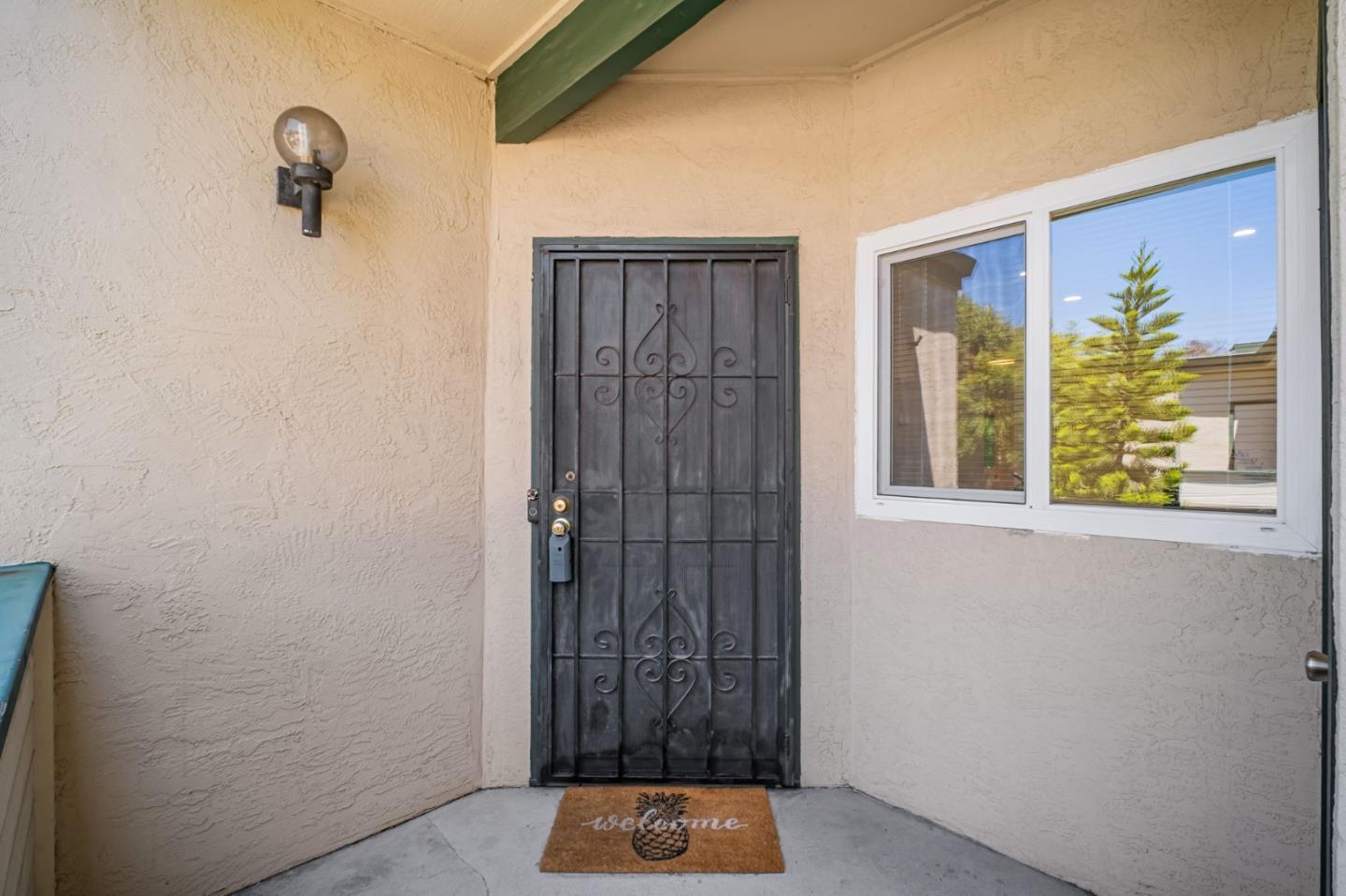 Detail Gallery Image 4 of 40 For 3011 Risdon Dr #8,  Union City,  CA 94587 - 2 Beds | 2 Baths