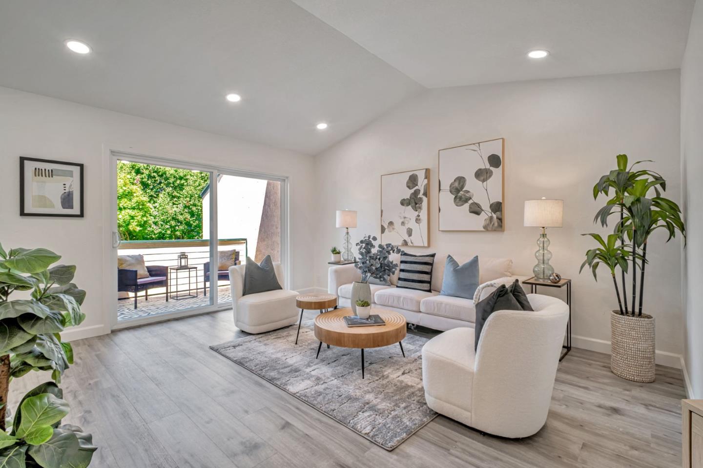 Detail Gallery Image 8 of 40 For 3011 Risdon Dr #8,  Union City,  CA 94587 - 2 Beds | 2 Baths