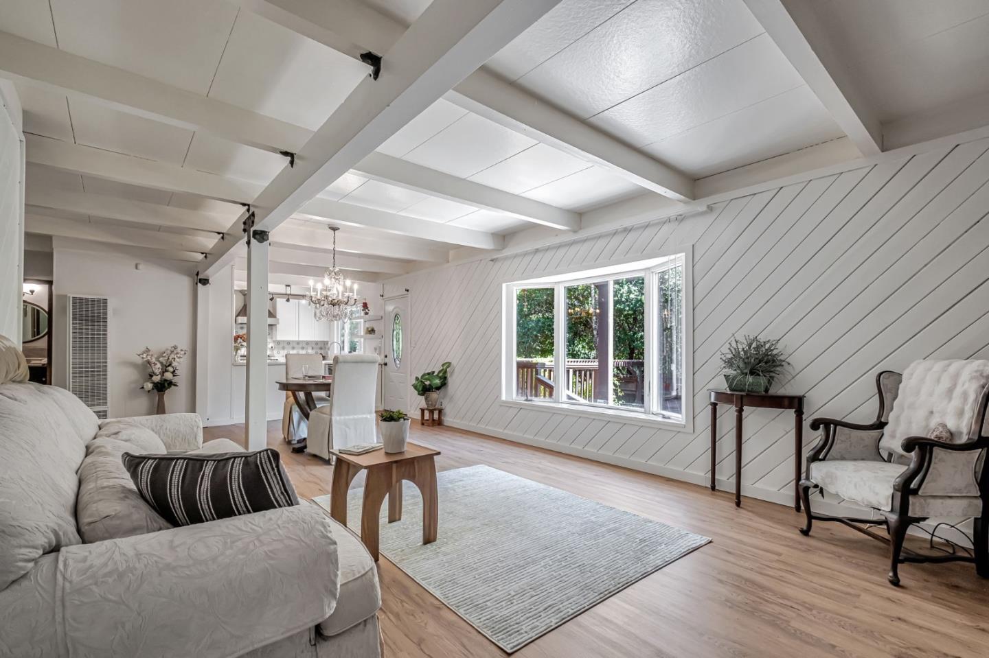 Detail Gallery Image 4 of 47 For 13380 Debby Ln, Boulder Creek,  CA 95006 - 3 Beds | 2 Baths