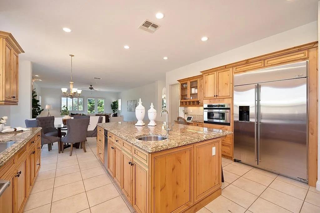 Detail Gallery Image 13 of 96 For 2791 Giorno Way, El Dorado Hills,  CA 95762 - 5 Beds | 5/1 Baths
