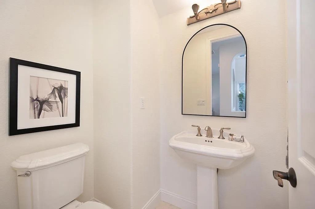 Detail Gallery Image 30 of 96 For 2791 Giorno Way, El Dorado Hills,  CA 95762 - 5 Beds | 5/1 Baths