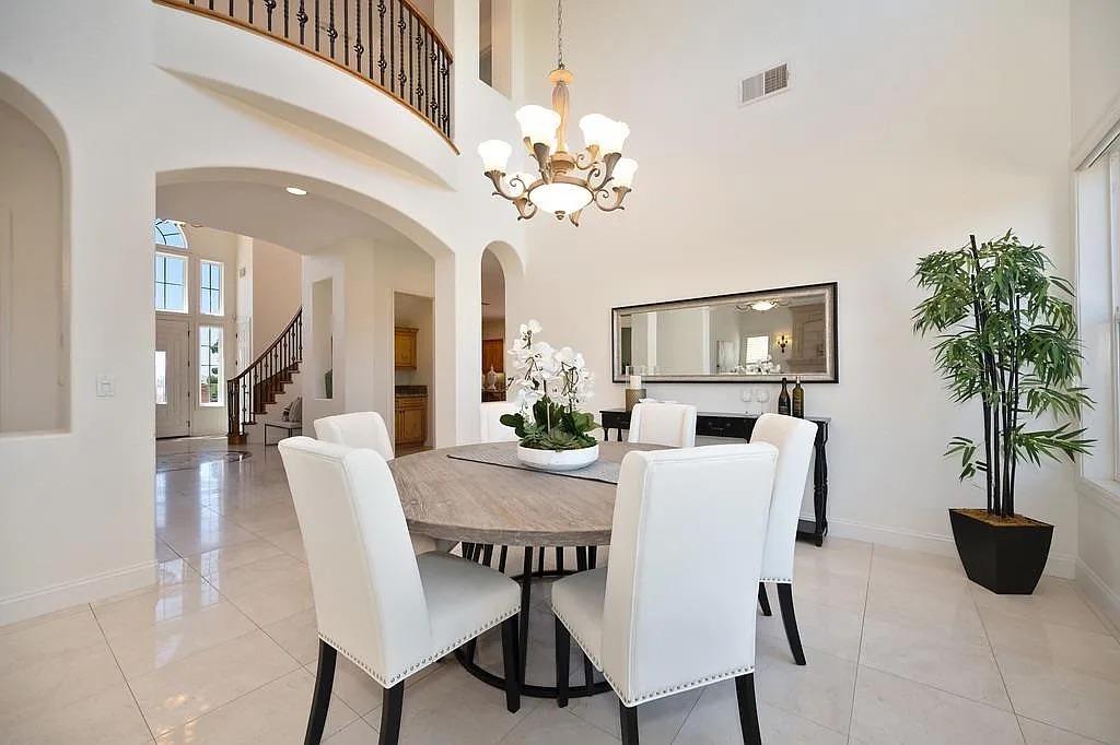 Detail Gallery Image 7 of 96 For 2791 Giorno Way, El Dorado Hills,  CA 95762 - 5 Beds | 5/1 Baths