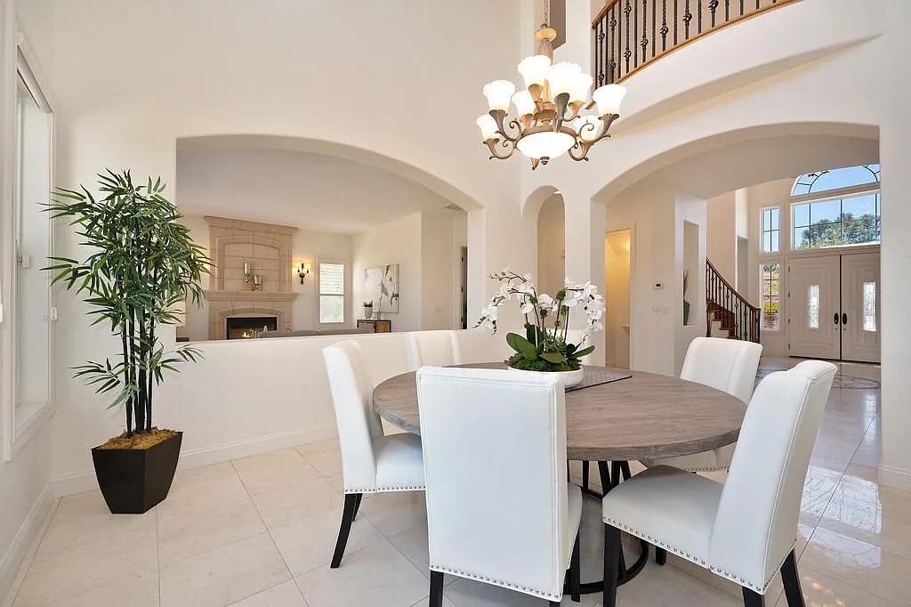 Detail Gallery Image 8 of 96 For 2791 Giorno Way, El Dorado Hills,  CA 95762 - 5 Beds | 5/1 Baths