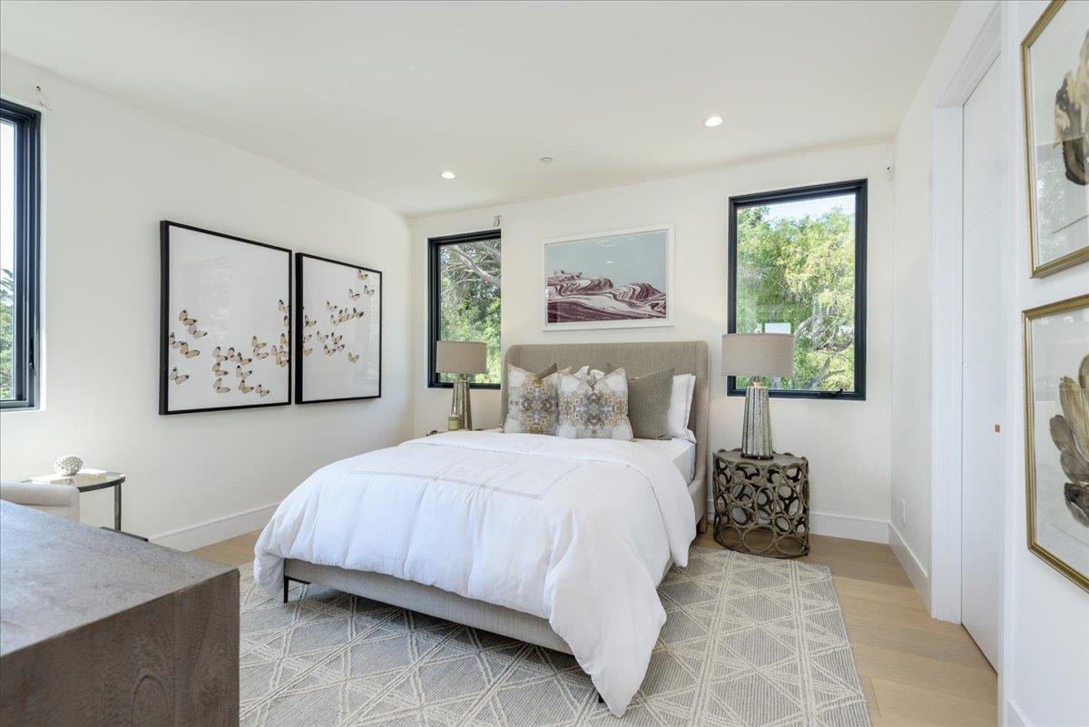 Detail Gallery Image 27 of 47 For 1025 Continental Dr, Menlo Park,  CA 94025 - 6 Beds | 6/1 Baths