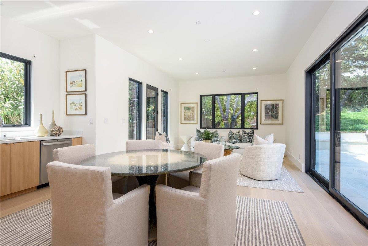 Detail Gallery Image 34 of 47 For 1025 Continental Dr, Menlo Park,  CA 94025 - 6 Beds | 6/1 Baths