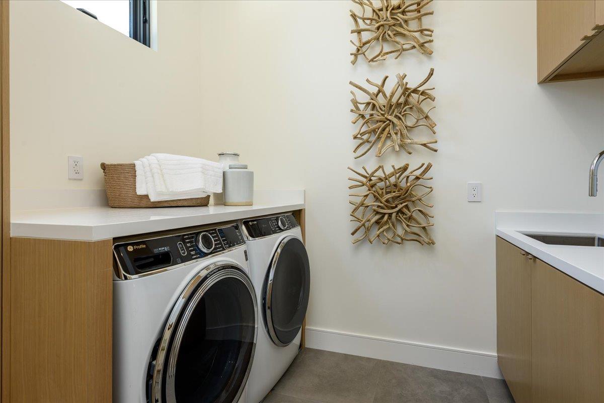 Detail Gallery Image 36 of 47 For 1025 Continental Dr, Menlo Park,  CA 94025 - 6 Beds | 6/1 Baths