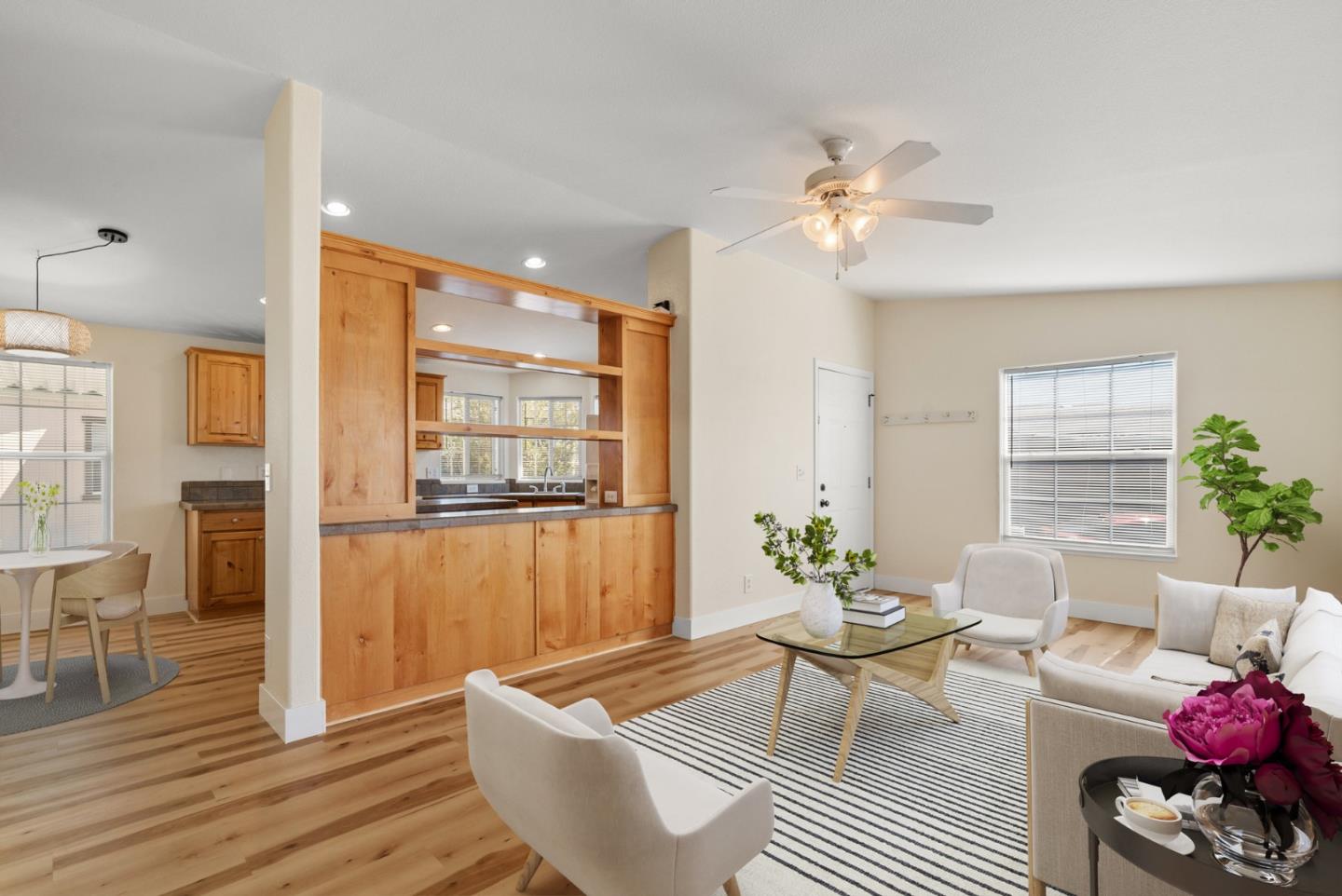 Detail Gallery Image 3 of 23 For 999 Old San Jose #22,  Soquel,  CA 95073 - 3 Beds | 2 Baths