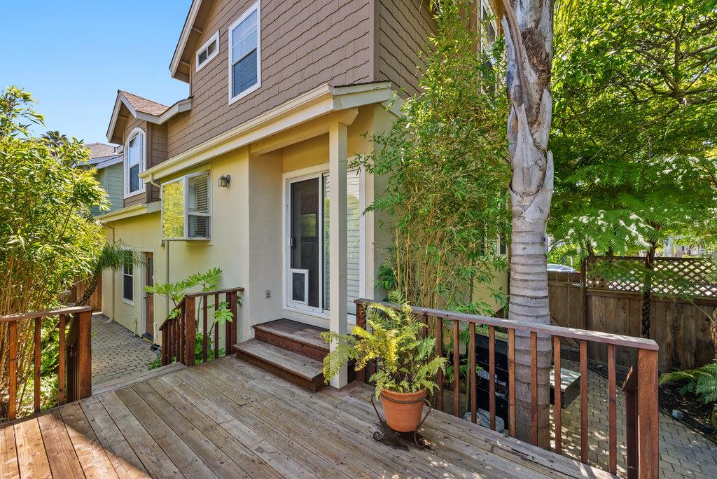 Detail Gallery Image 24 of 33 For 136 Neary St, Santa Cruz,  CA 95060 - 3 Beds | 2/1 Baths
