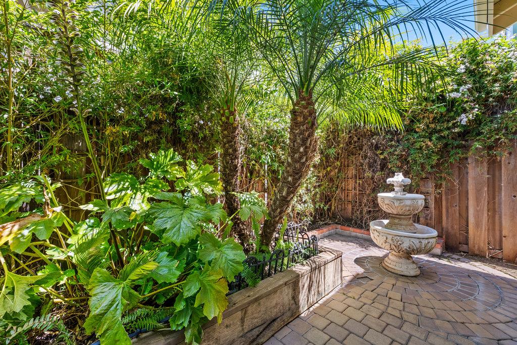 Detail Gallery Image 27 of 33 For 136 Neary St, Santa Cruz,  CA 95060 - 3 Beds | 2/1 Baths