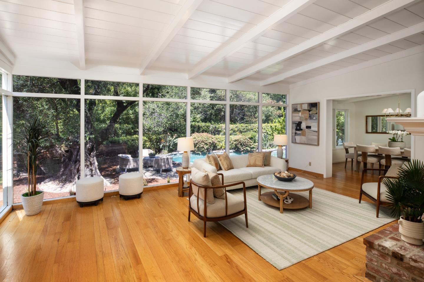 Detail Gallery Image 8 of 34 For 700 Laurelwood Dr, San Mateo,  CA 94403 - 3 Beds | 2/1 Baths