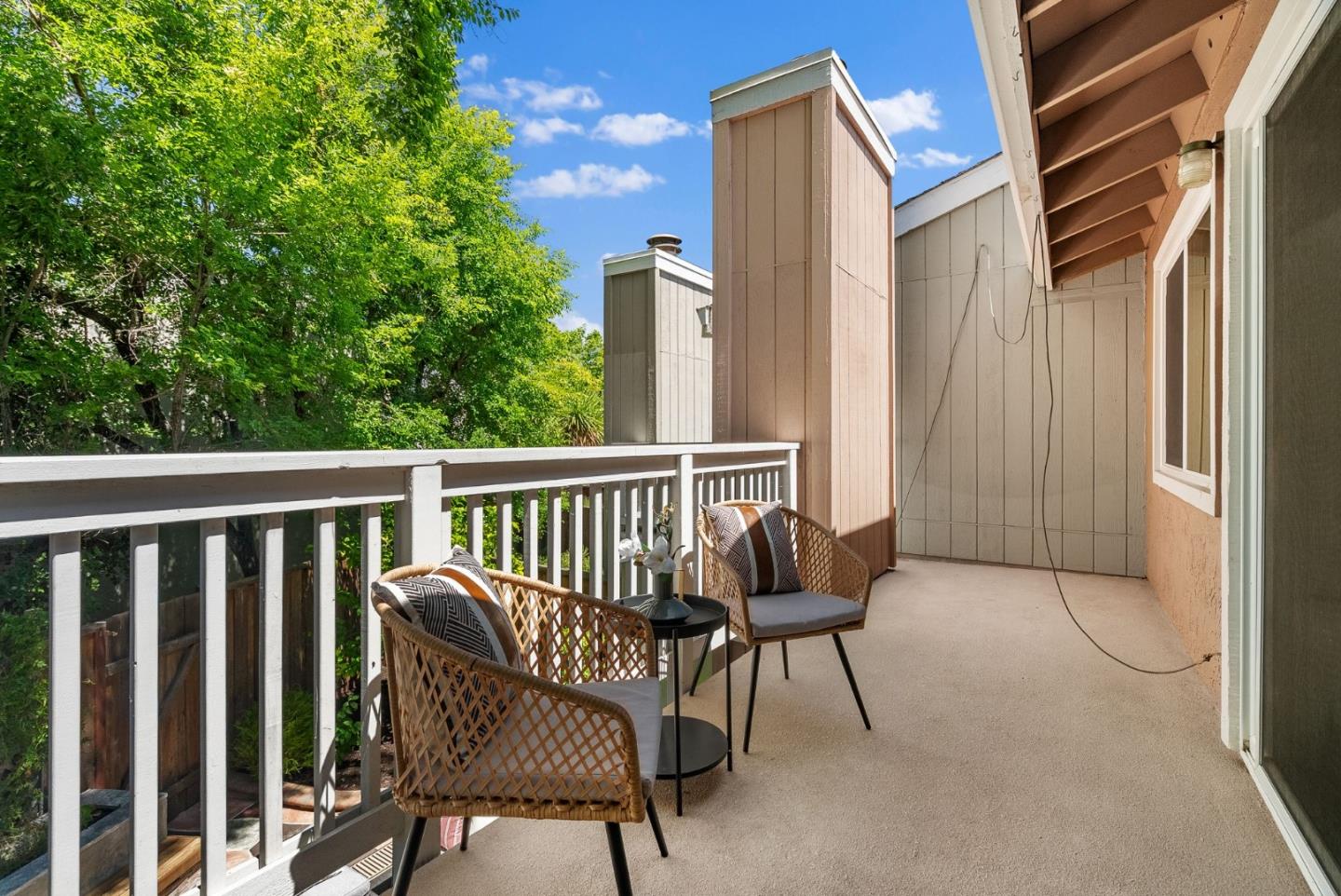 Detail Gallery Image 17 of 29 For 612 Sierra Vista Ave a,  Mountain View,  CA 94043 - 2 Beds | 2/1 Baths