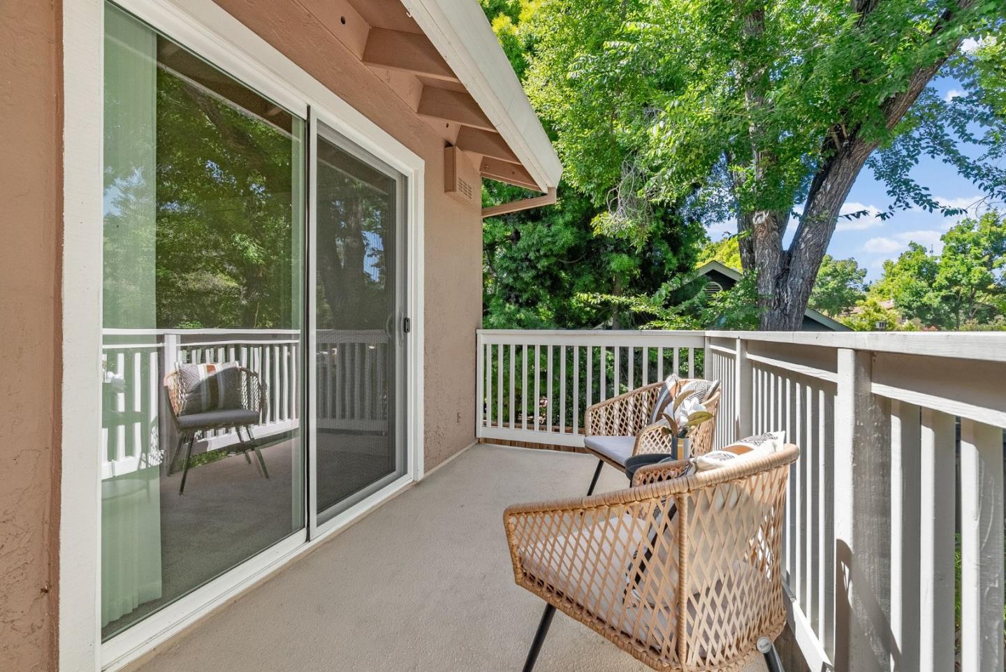 Detail Gallery Image 18 of 29 For 612 Sierra Vista Ave a,  Mountain View,  CA 94043 - 2 Beds | 2/1 Baths