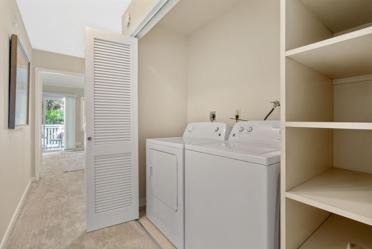 Detail Gallery Image 19 of 29 For 612 Sierra Vista Ave a,  Mountain View,  CA 94043 - 2 Beds | 2/1 Baths