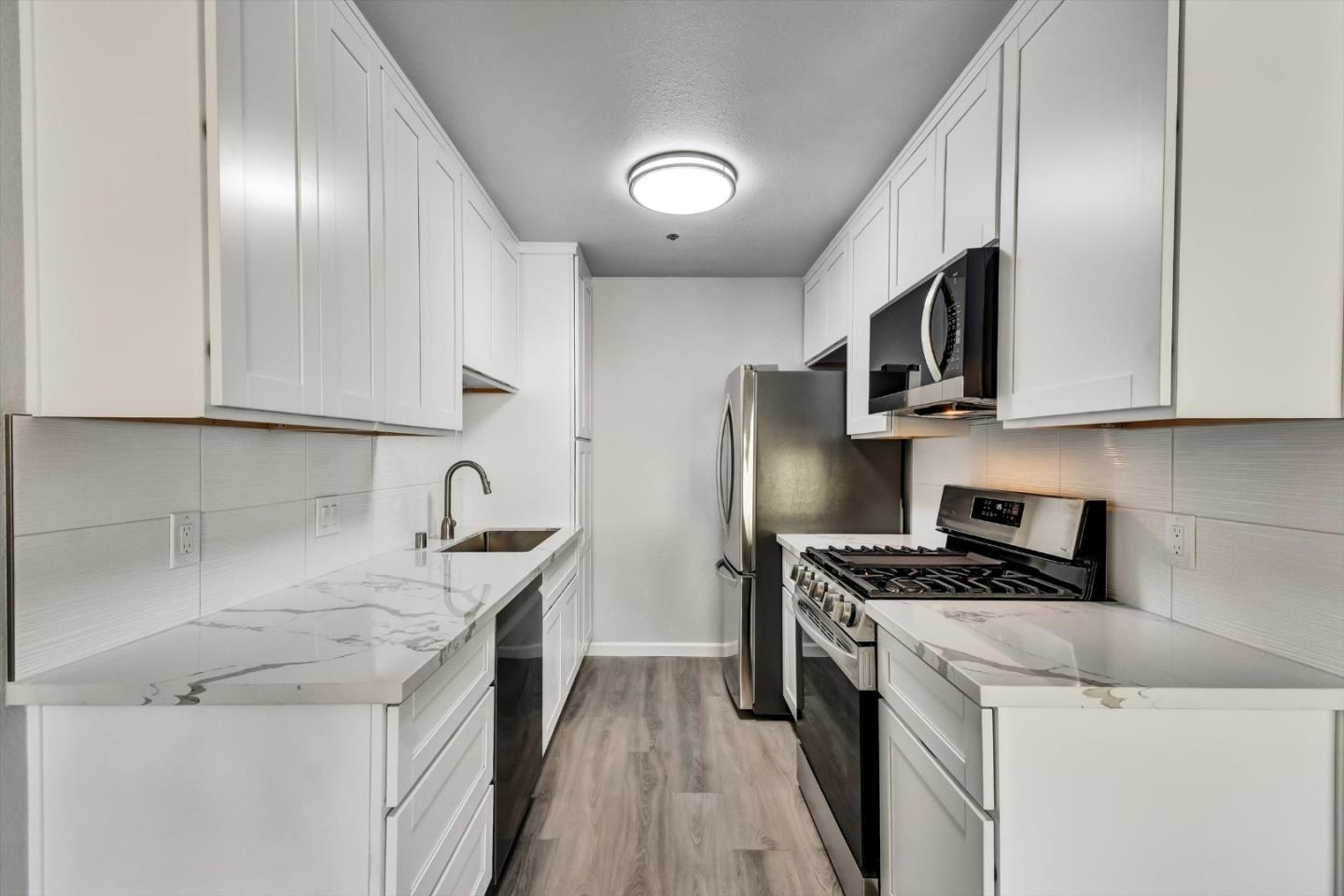 Detail Gallery Image 22 of 37 For 1026 San Luis Cir #707,  Daly City,  CA 94014 - 1 Beds | 1 Baths