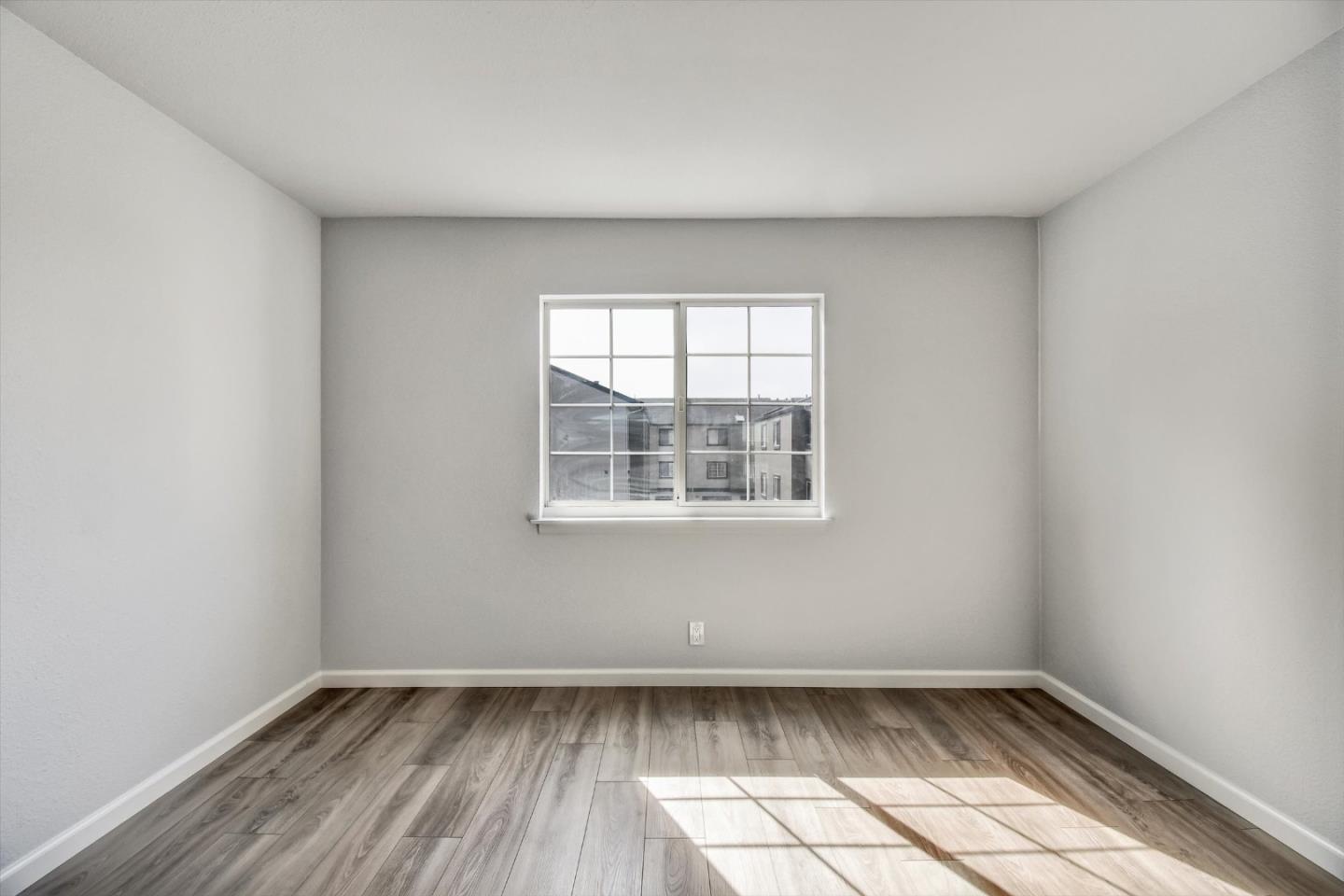 Detail Gallery Image 27 of 37 For 1026 San Luis Cir #707,  Daly City,  CA 94014 - 1 Beds | 1 Baths
