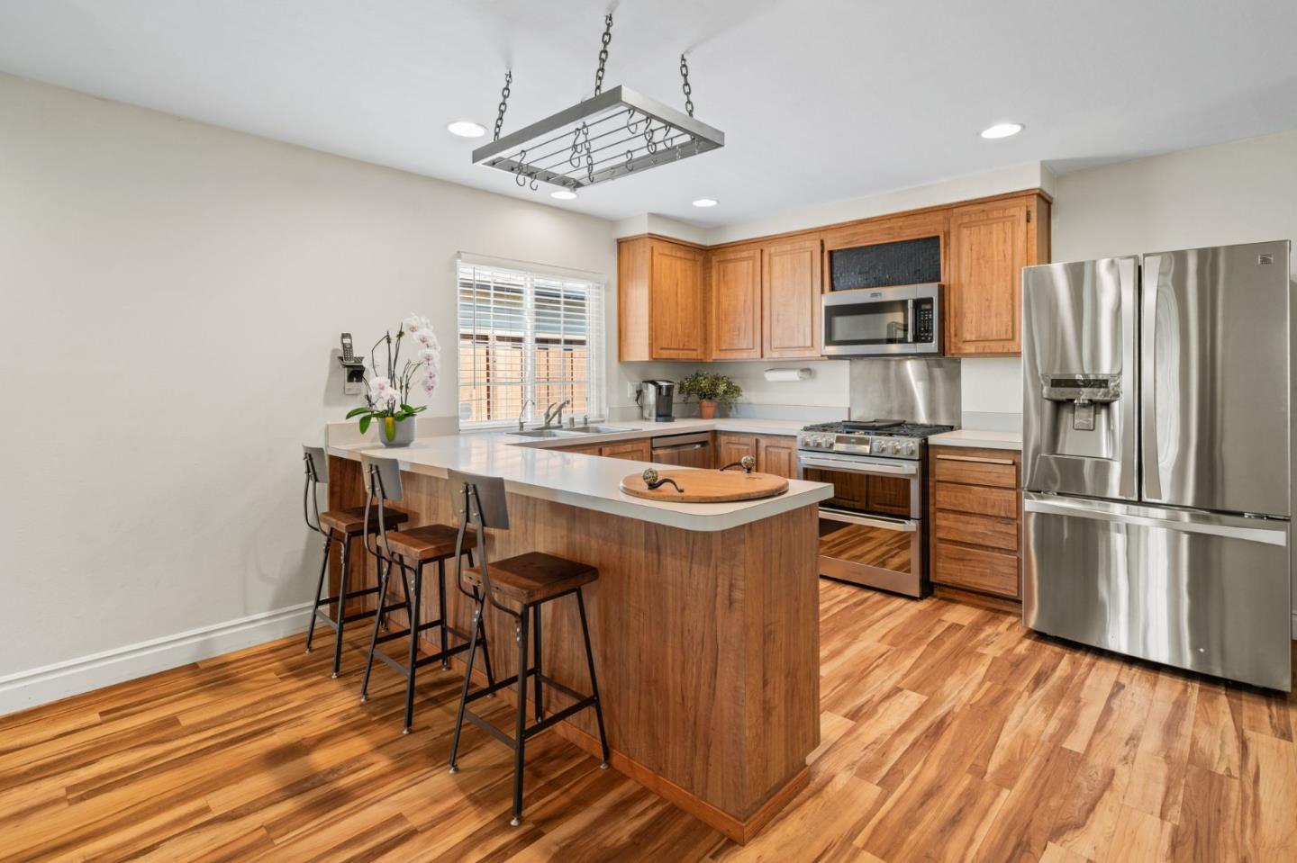 Detail Gallery Image 11 of 46 For 249 Bernal Rd, San Jose,  CA 95119 - 3 Beds | 2 Baths