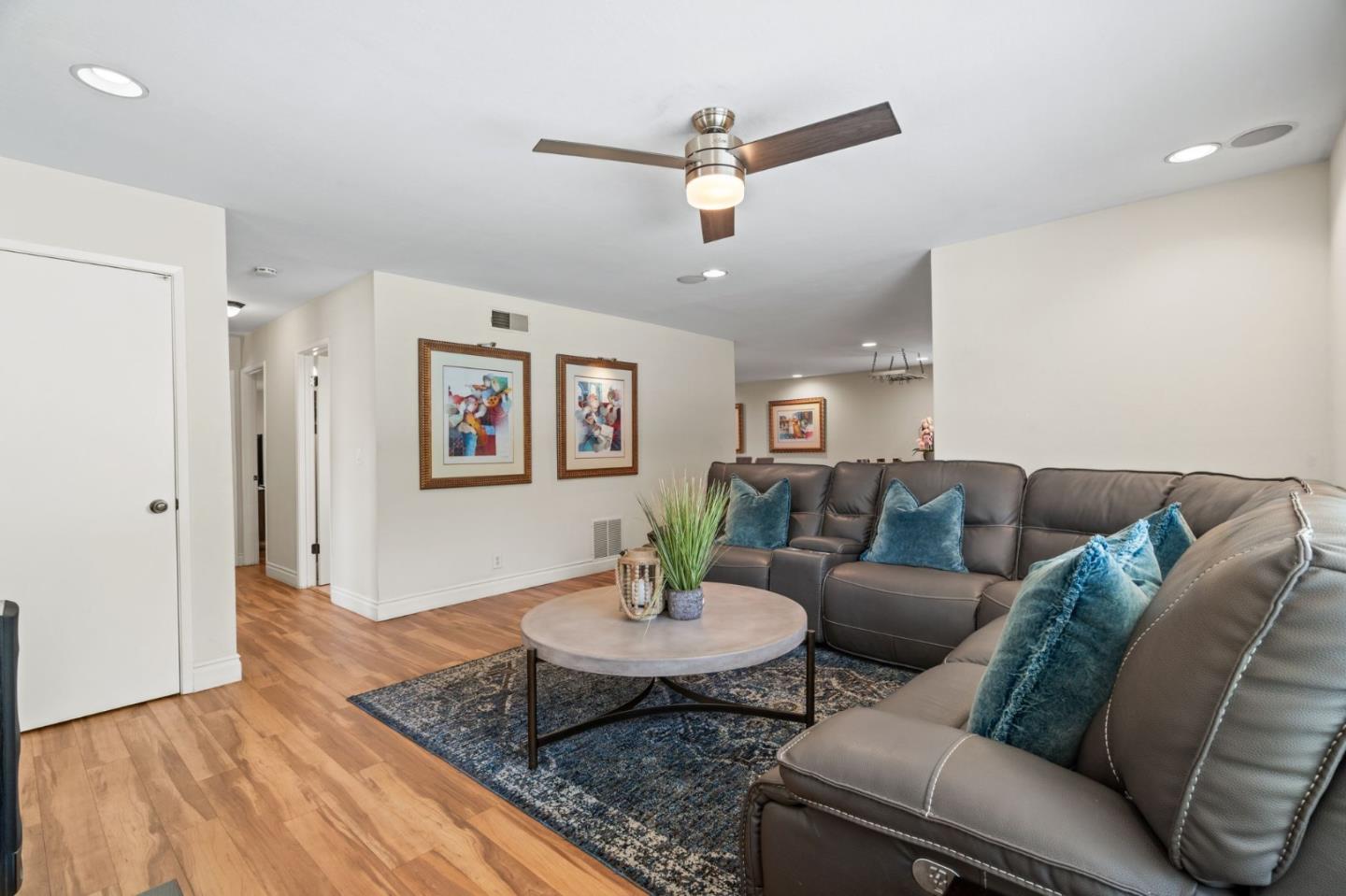 Detail Gallery Image 5 of 46 For 249 Bernal Rd, San Jose,  CA 95119 - 3 Beds | 2 Baths