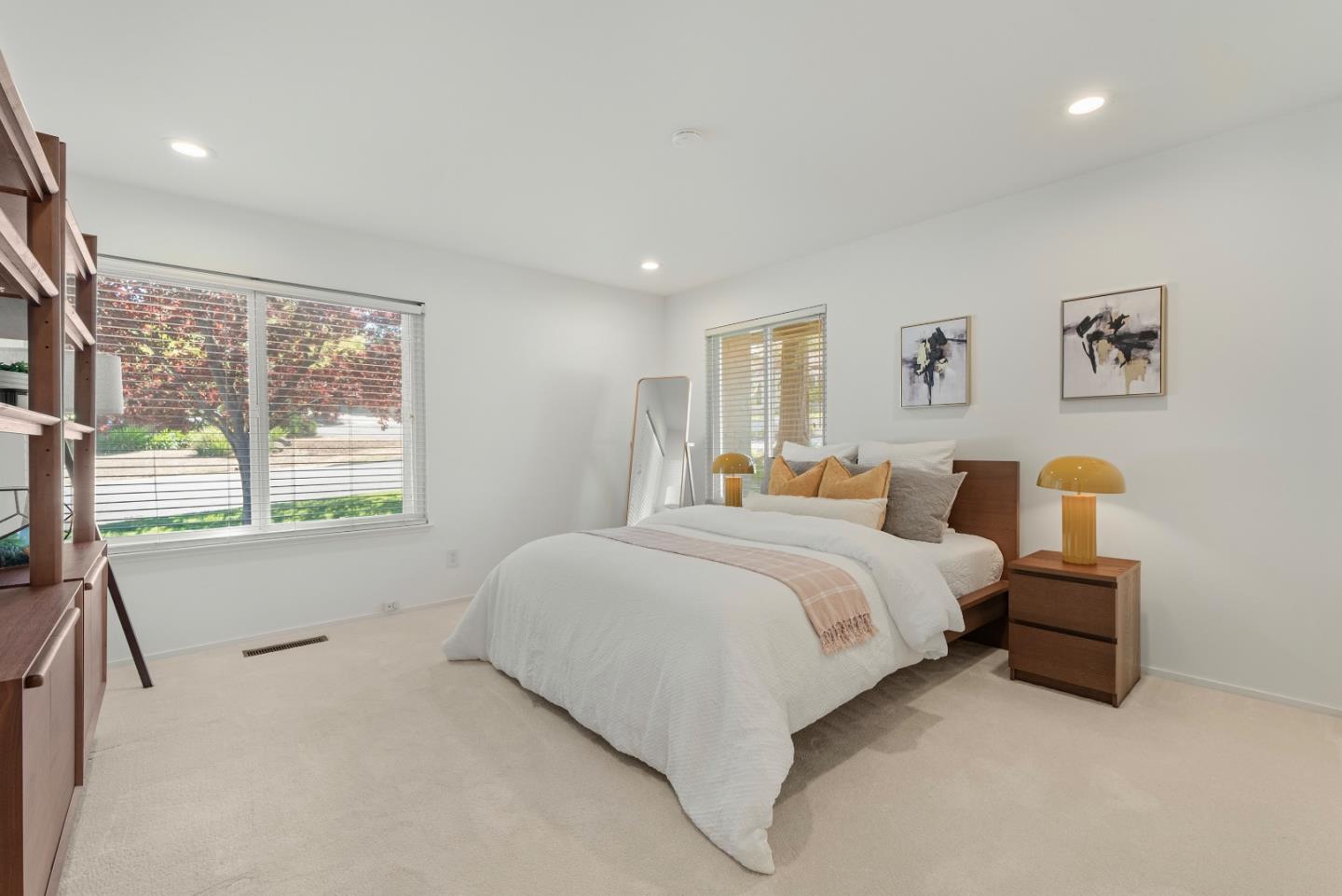 Detail Gallery Image 22 of 51 For 1405 Cedar Pl, Los Altos,  CA 94024 - 3 Beds | 2 Baths