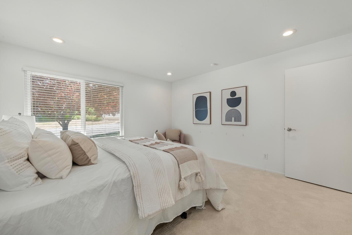 Detail Gallery Image 26 of 51 For 1405 Cedar Pl, Los Altos,  CA 94024 - 3 Beds | 2 Baths