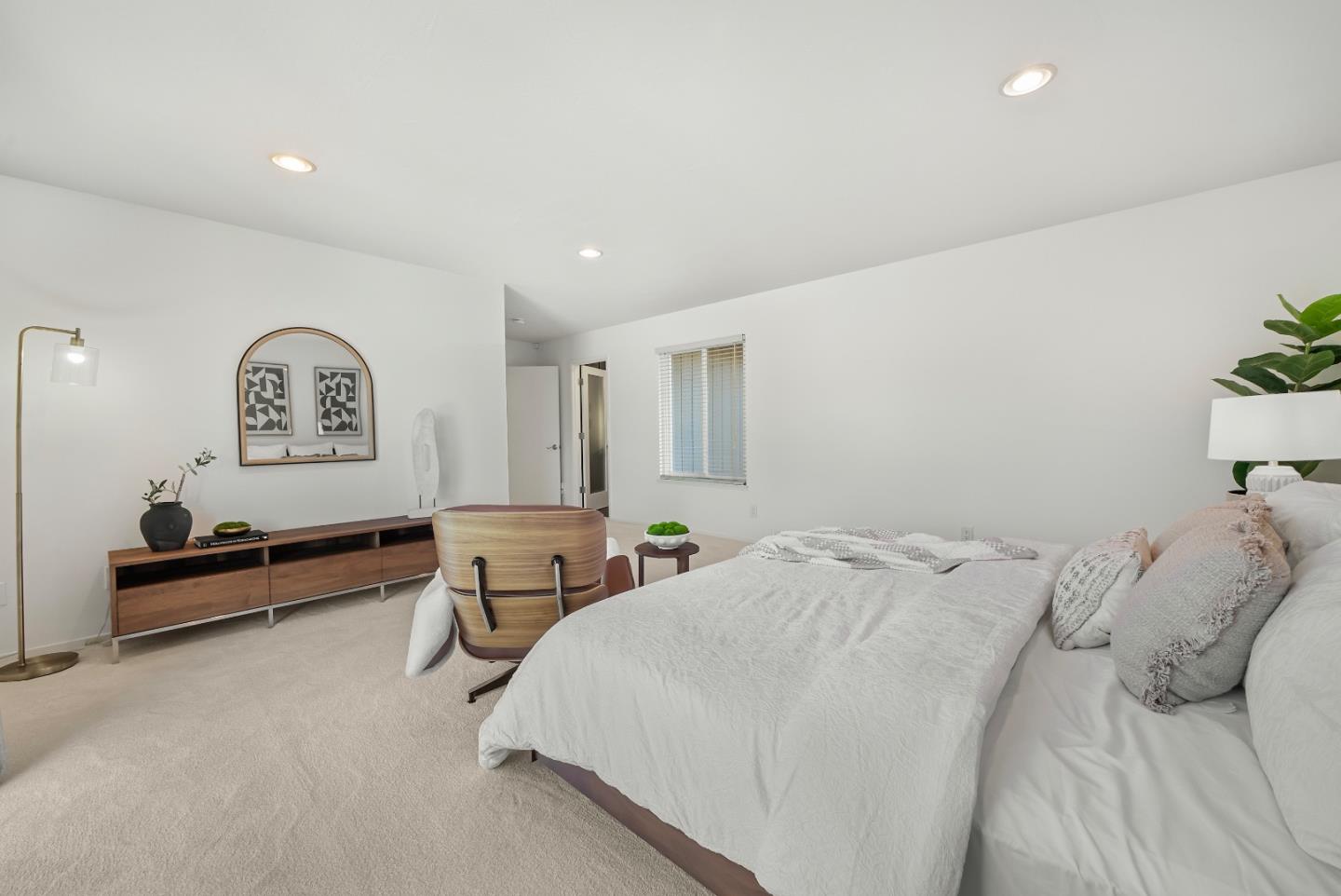 Detail Gallery Image 31 of 51 For 1405 Cedar Pl, Los Altos,  CA 94024 - 3 Beds | 2 Baths