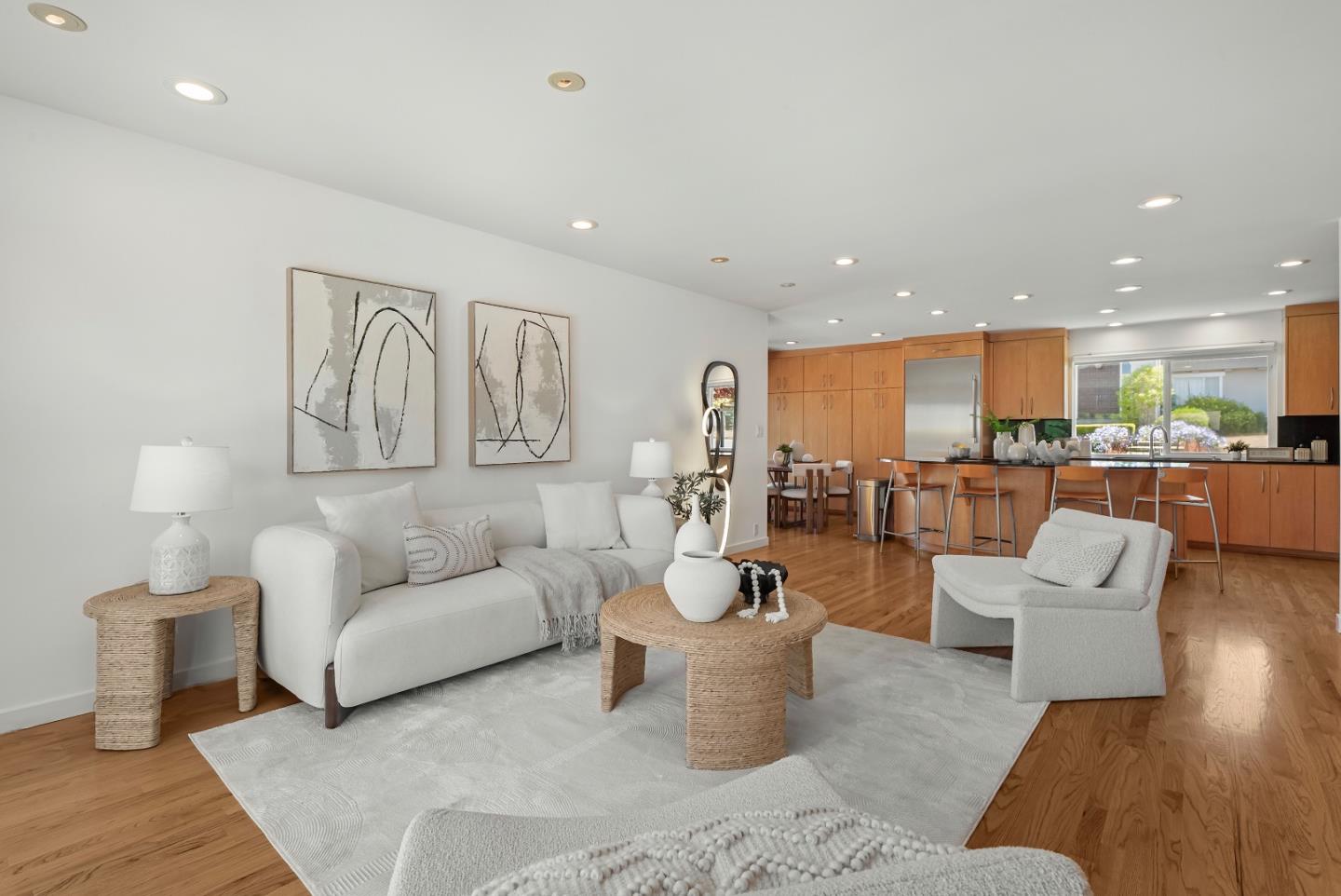 Detail Gallery Image 9 of 51 For 1405 Cedar Pl, Los Altos,  CA 94024 - 3 Beds | 2 Baths