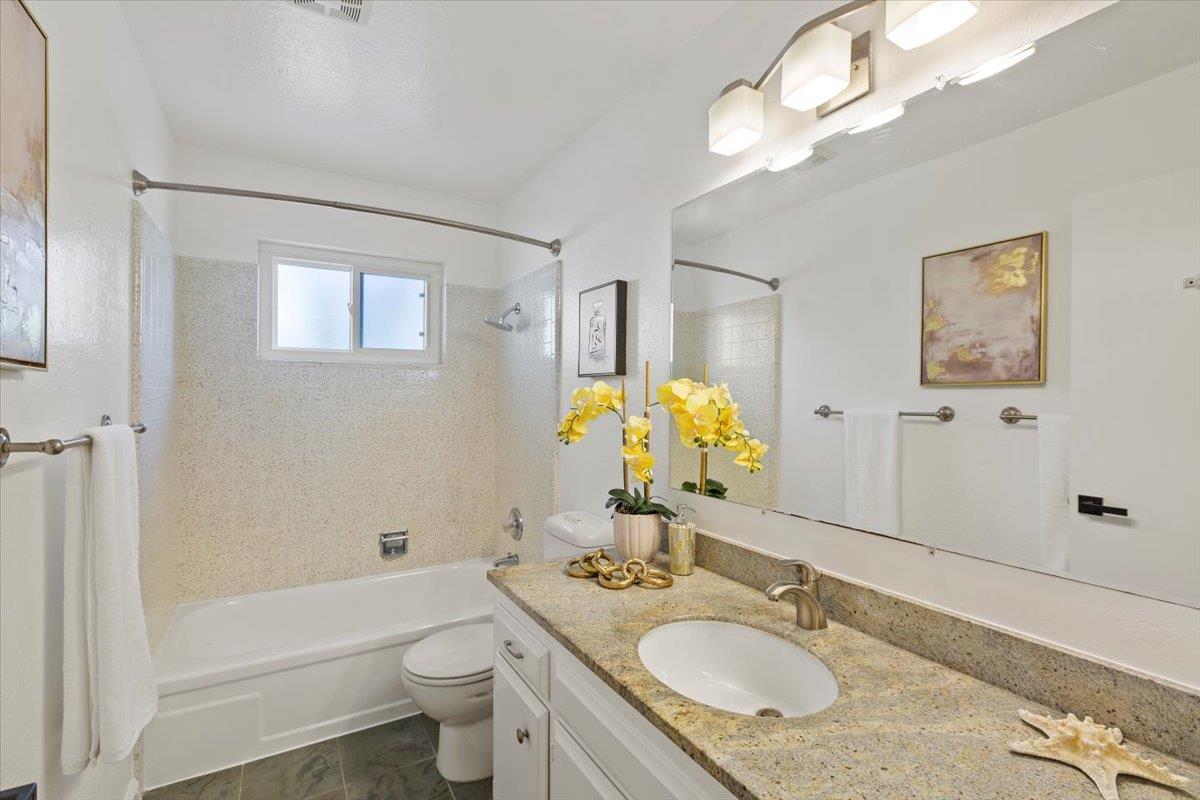 Detail Gallery Image 20 of 38 For 1141 Fairview Ave, Redwood City,  CA 94061 - 3 Beds | 2 Baths