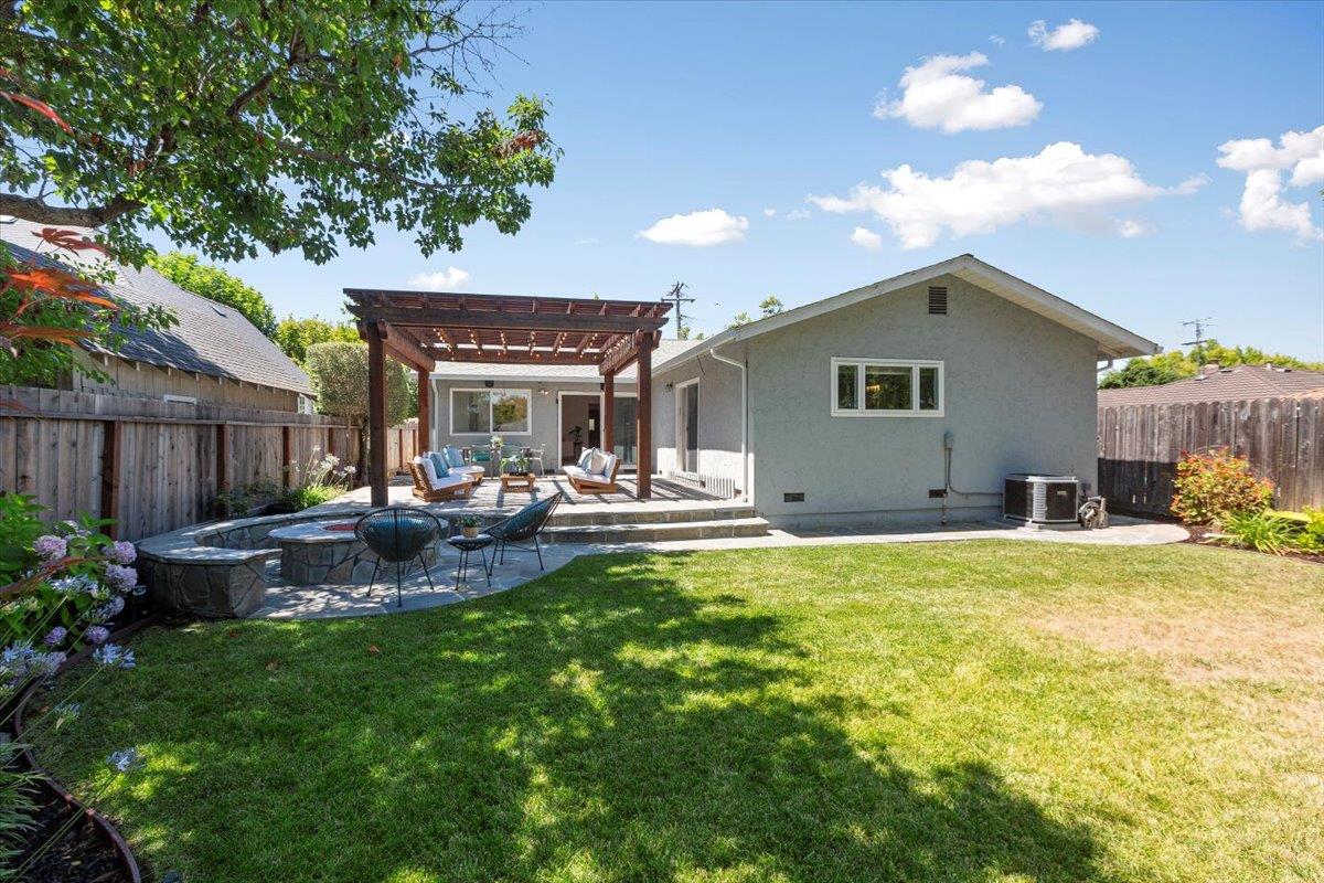 Detail Gallery Image 31 of 38 For 1141 Fairview Ave, Redwood City,  CA 94061 - 3 Beds | 2 Baths
