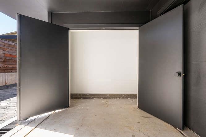 Detail Gallery Image 22 of 24 For 782 Elm St a,  San Carlos,  CA 94070 - 4 Beds | 3/1 Baths