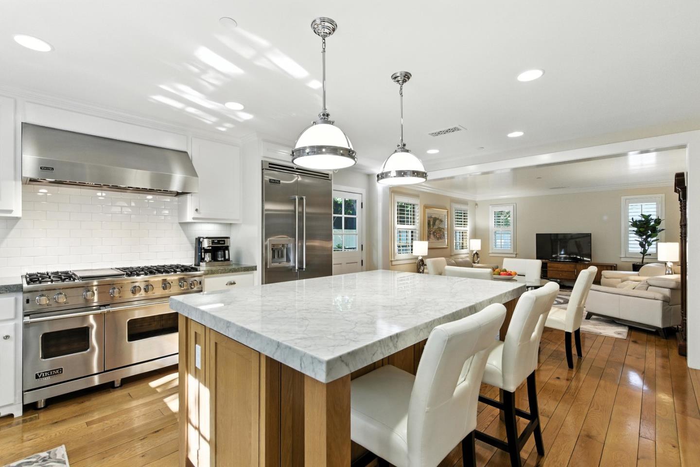 Detail Gallery Image 11 of 32 For 16897 Mitchell Ave, Los Gatos,  CA 95032 - 4 Beds | 4/1 Baths