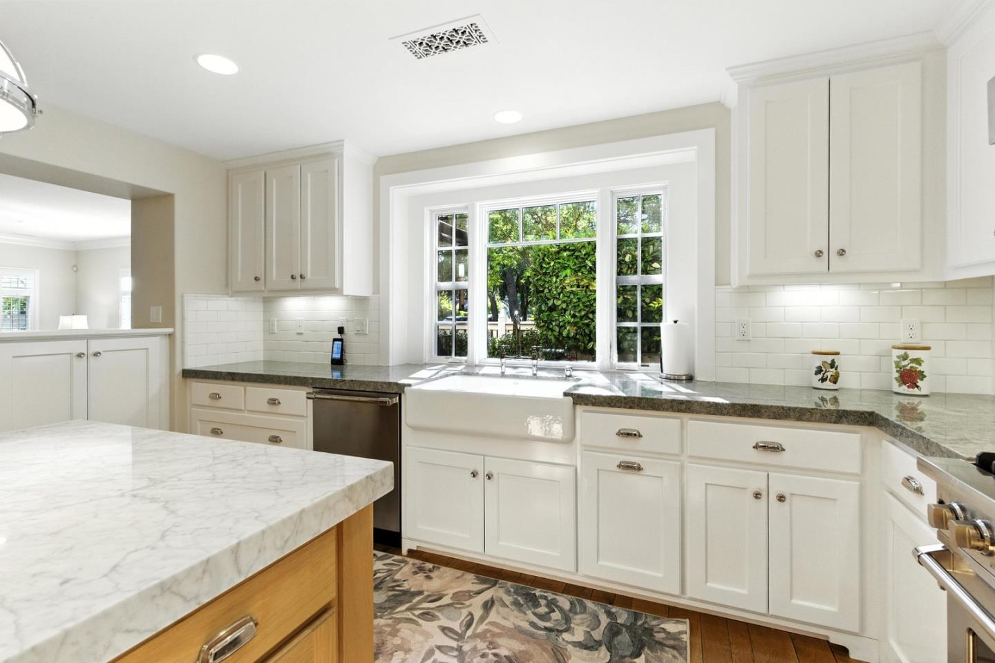 Detail Gallery Image 12 of 32 For 16897 Mitchell Ave, Los Gatos,  CA 95032 - 4 Beds | 4/1 Baths