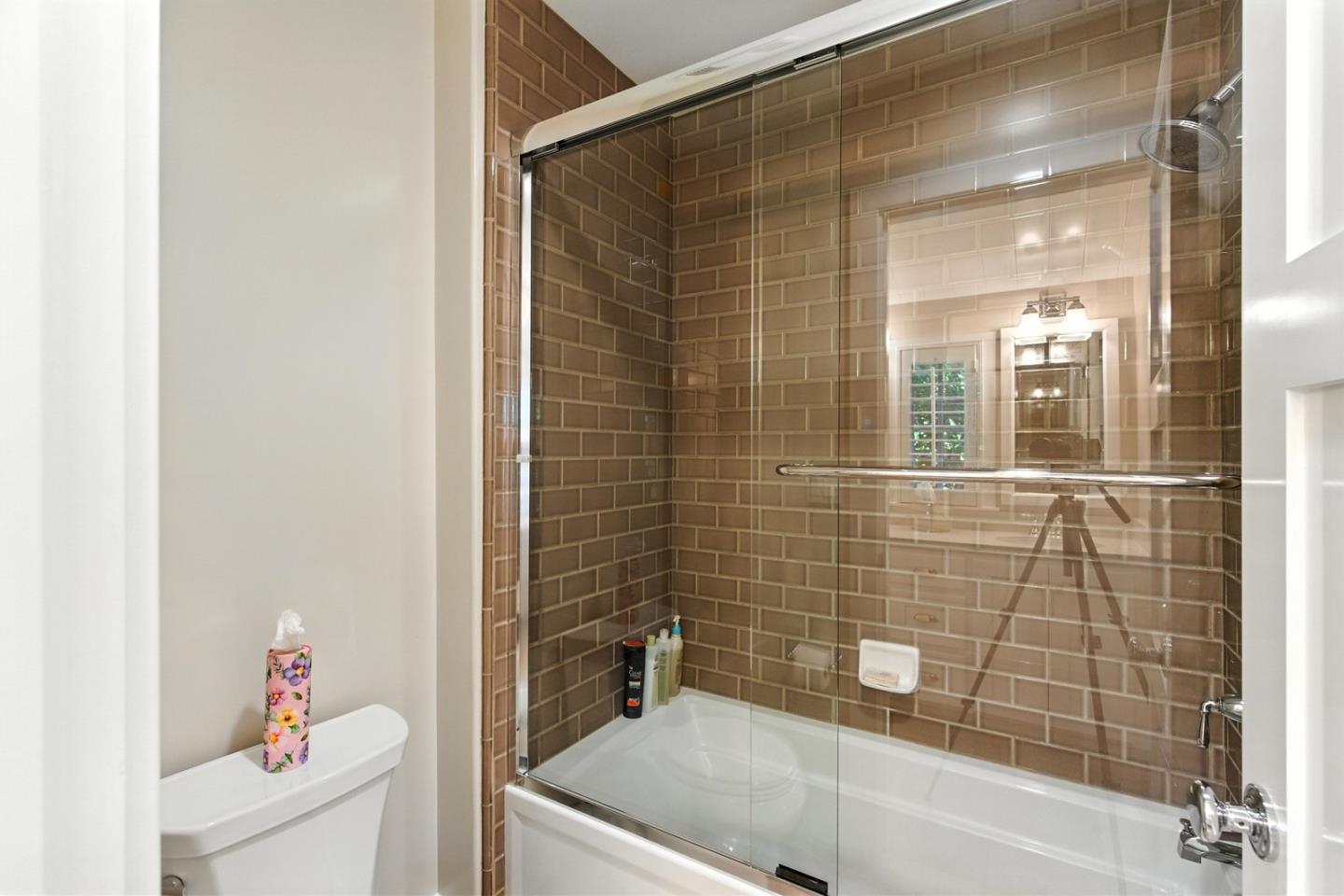 Detail Gallery Image 28 of 32 For 16897 Mitchell Ave, Los Gatos,  CA 95032 - 4 Beds | 4/1 Baths