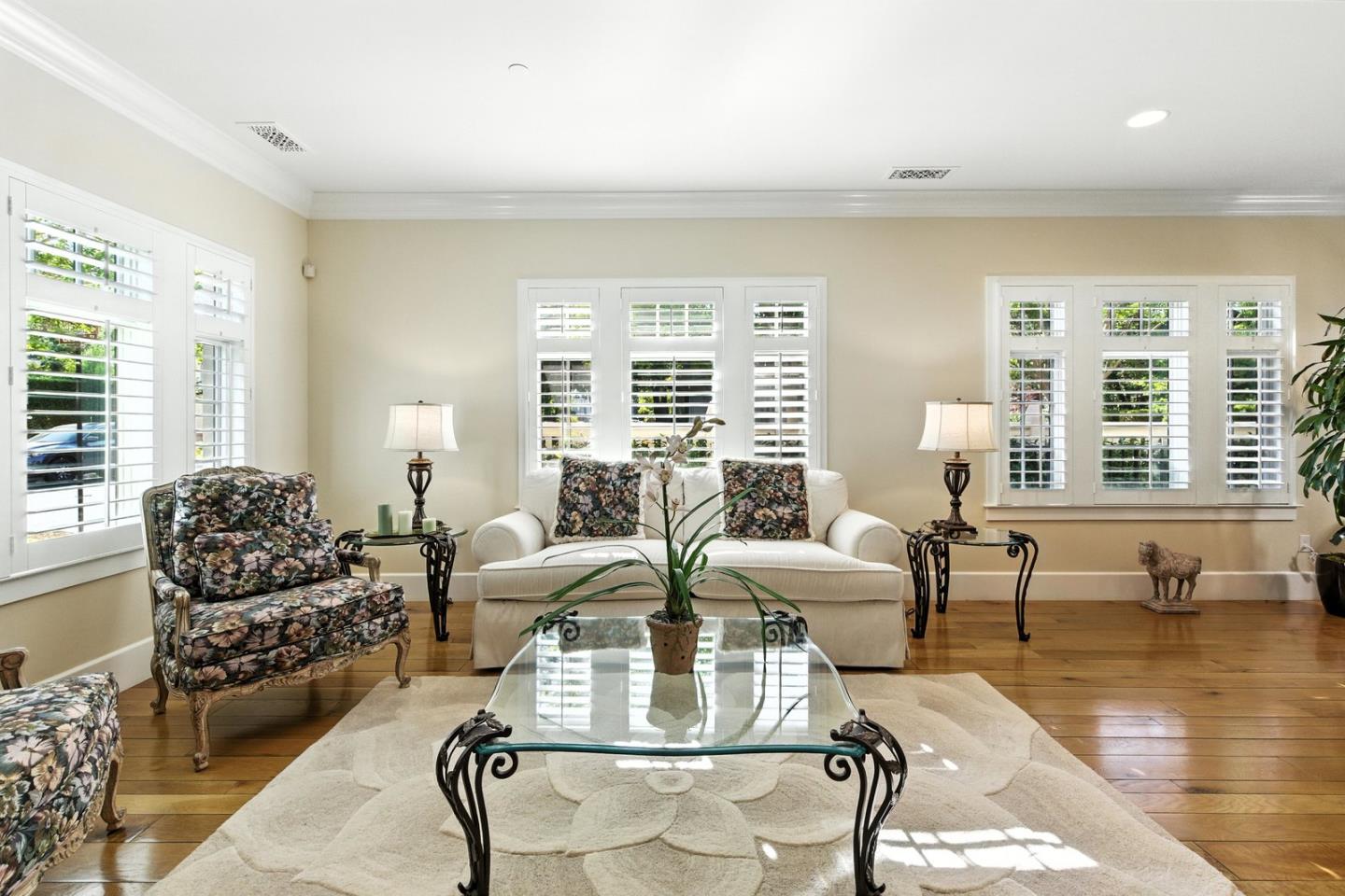 Detail Gallery Image 8 of 32 For 16897 Mitchell Ave, Los Gatos,  CA 95032 - 4 Beds | 4/1 Baths
