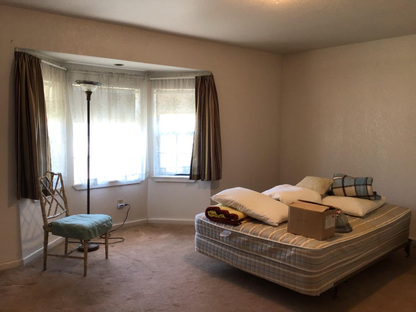 Detail Gallery Image 10 of 15 For 413 Fig St, Madera,  CA 93638 - 4 Beds | 2 Baths